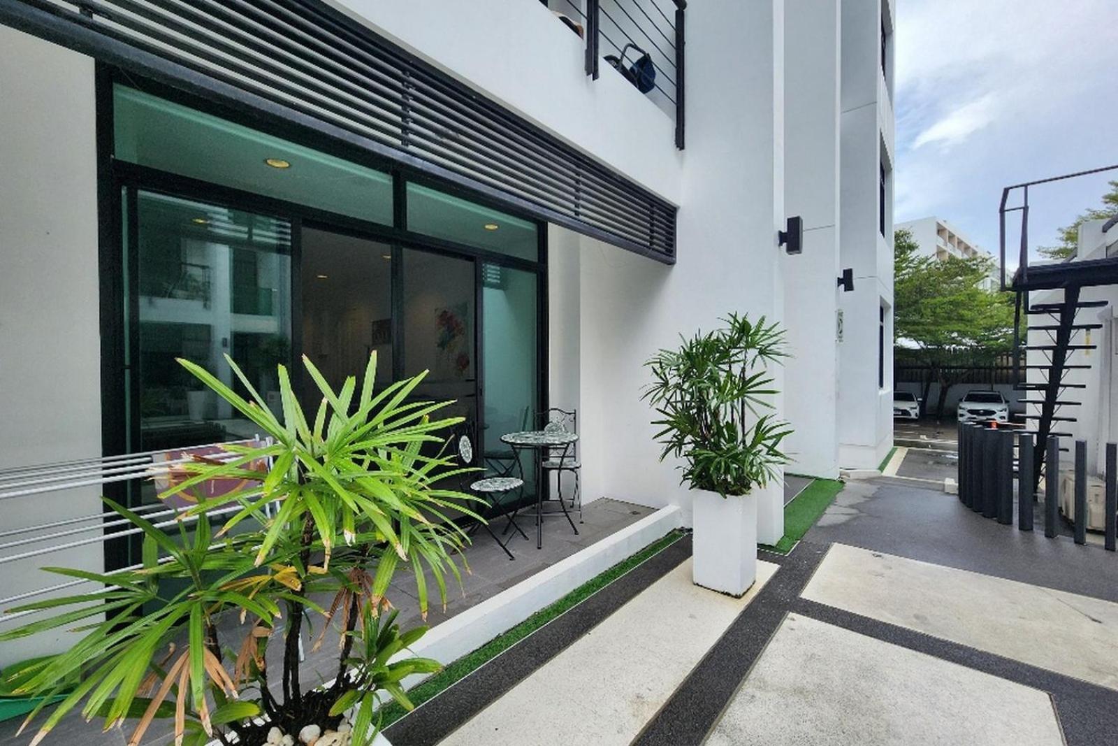 Regent By Resava Kamala Beach
