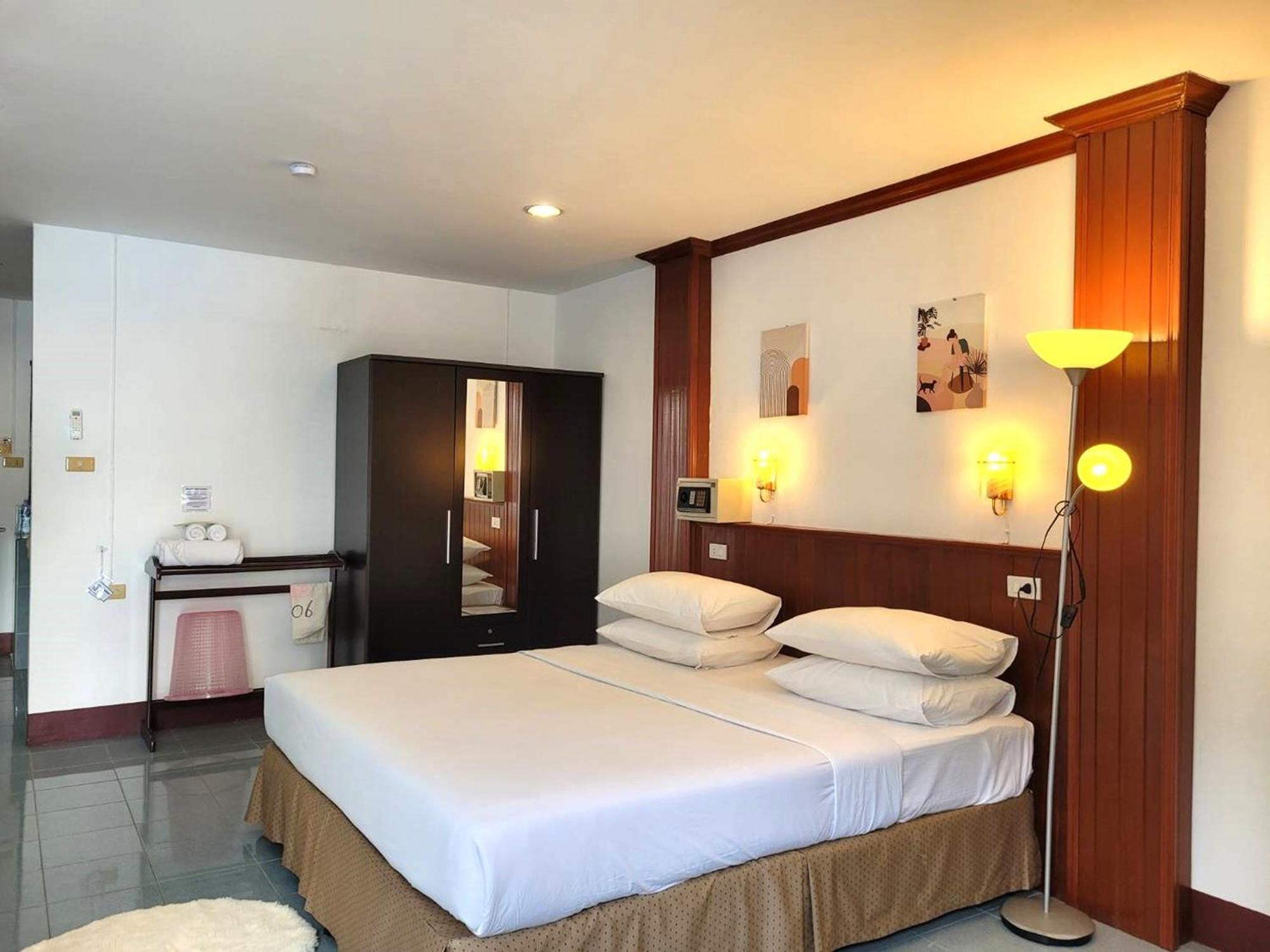 Rabbit Mansion 2* Patong