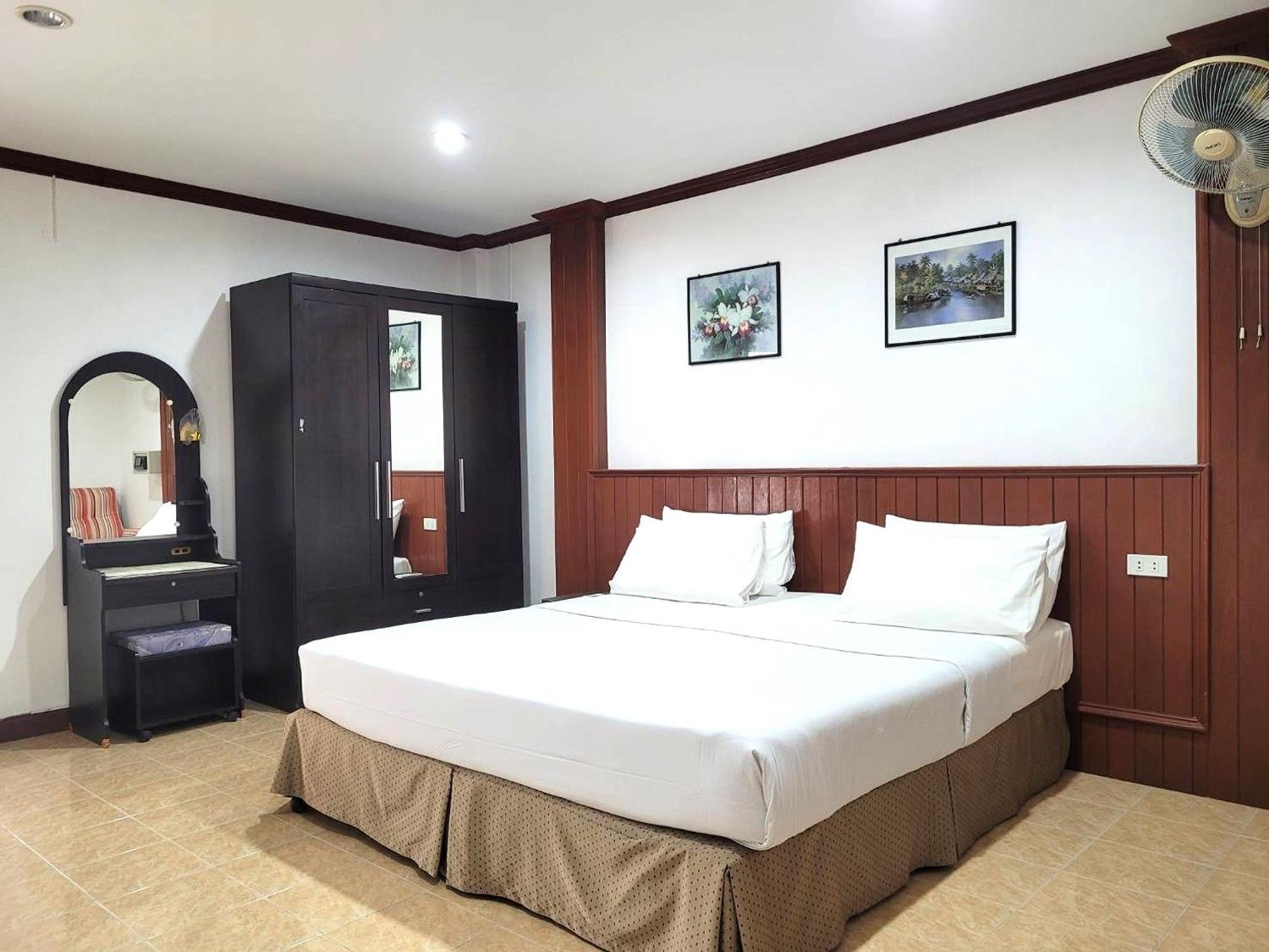 Rumah tetamu Rabbit Mansion Patong