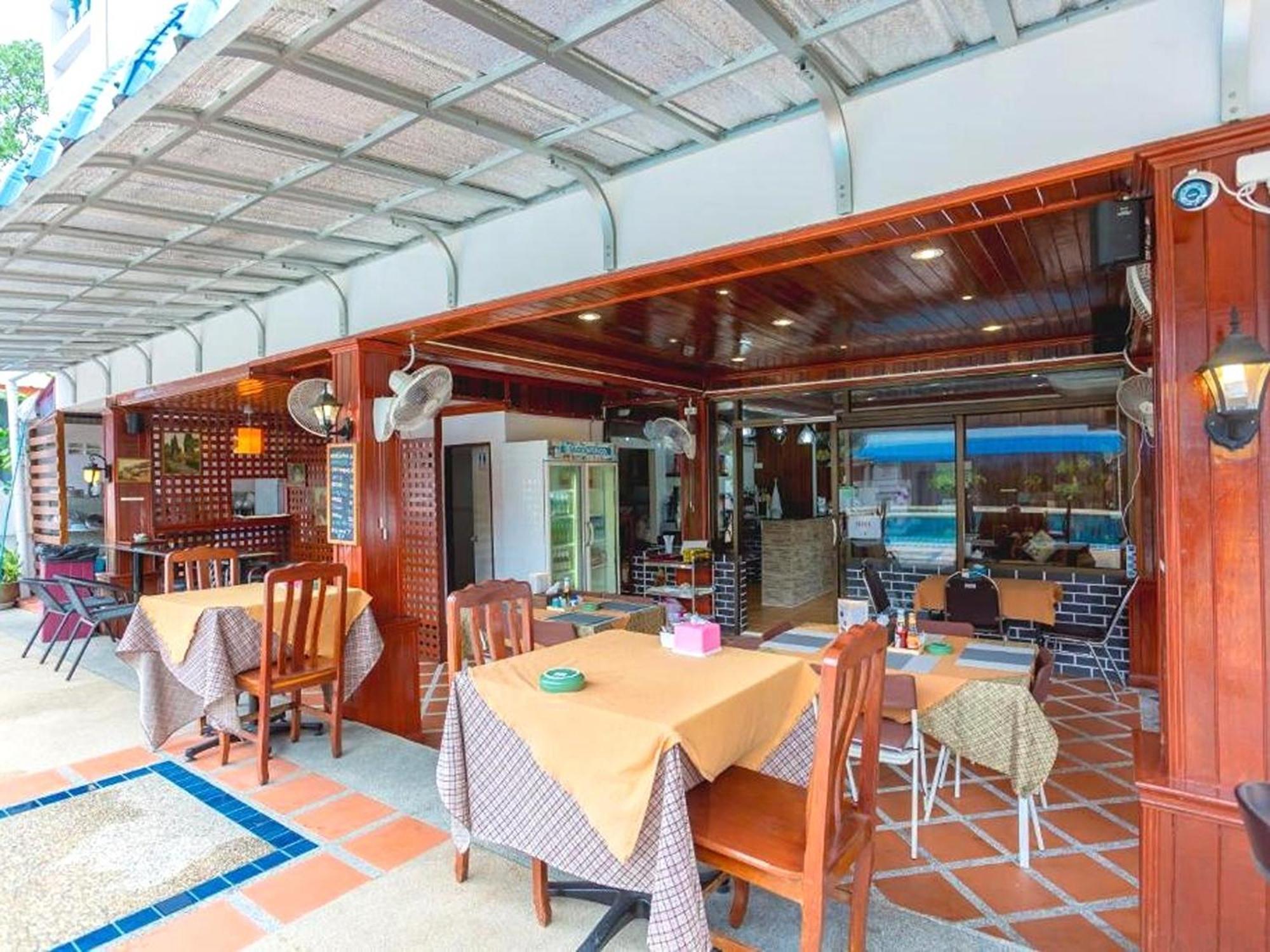 Rumah tetamu Rabbit Mansion Patong