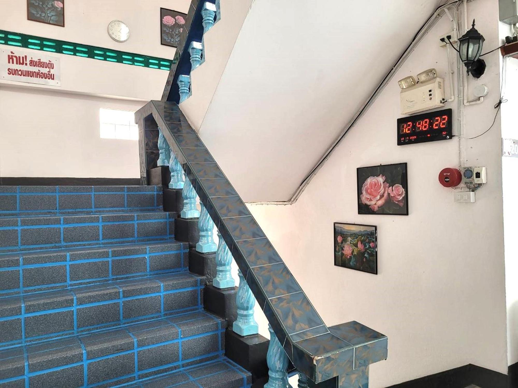 Rumah tetamu Rabbit Mansion 2*