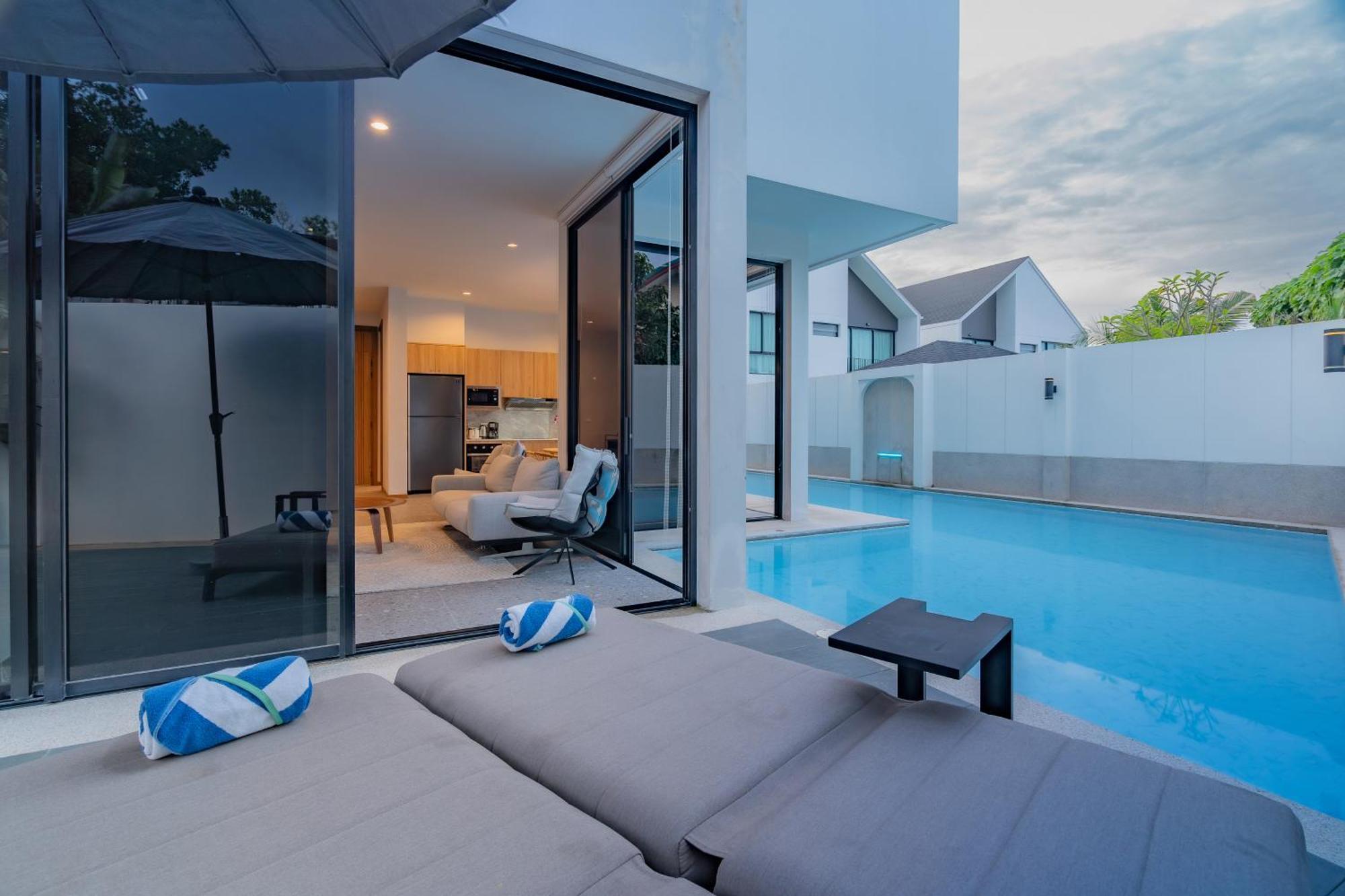 Modern 4br With Private Pool In Bangtao Villa *
