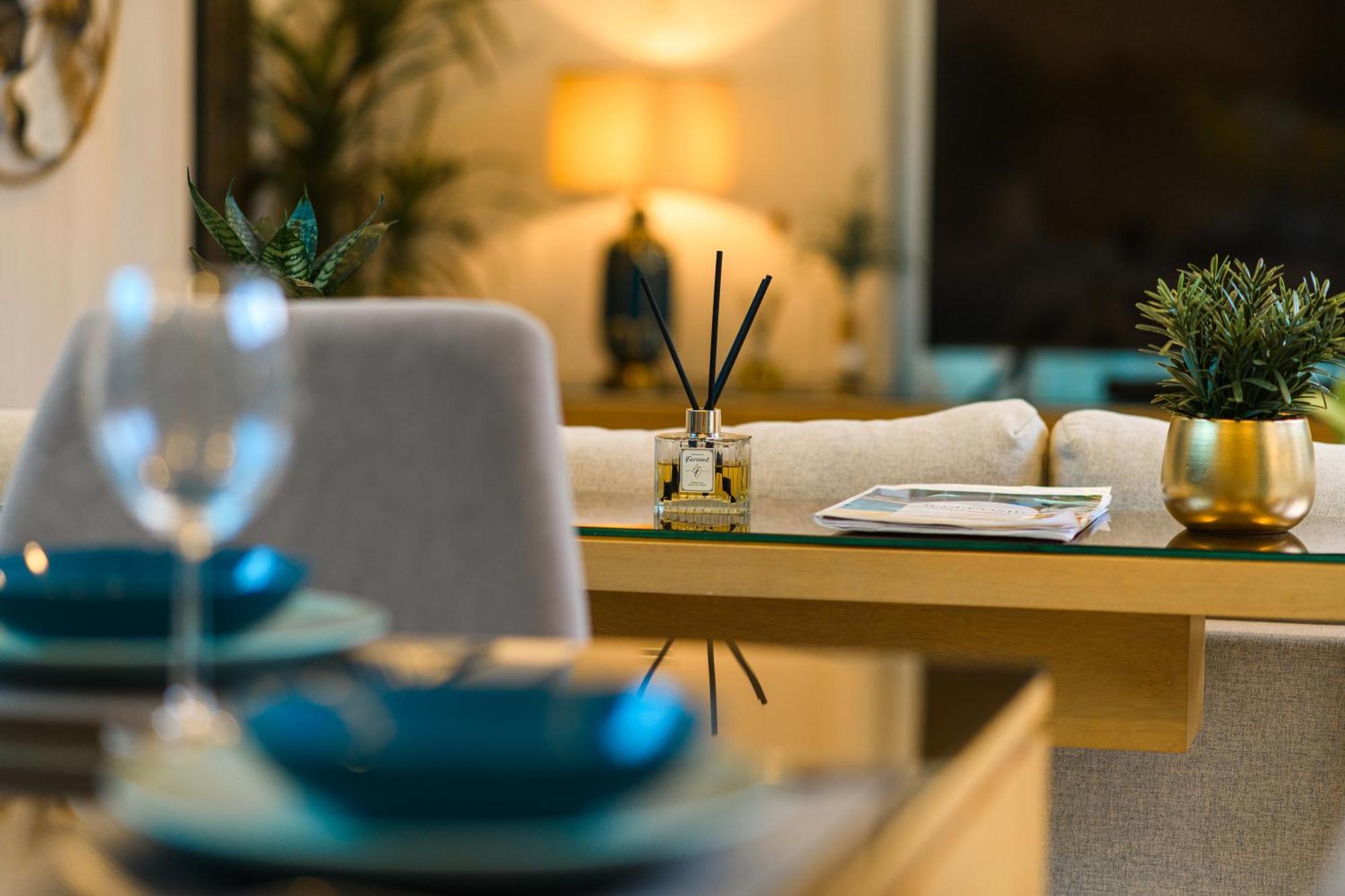 Mimosa 1, Splendid 4 Bedroom Master Ensuite * Phuket