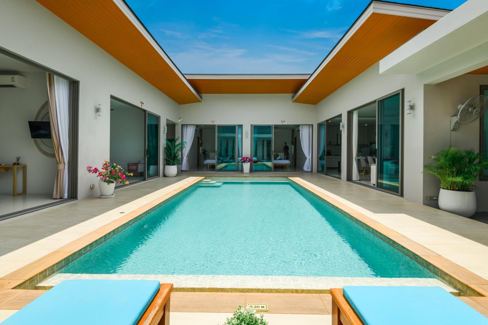 Mimosa 1, Splendid 4 Bedroom Master Ensuite * Phuket