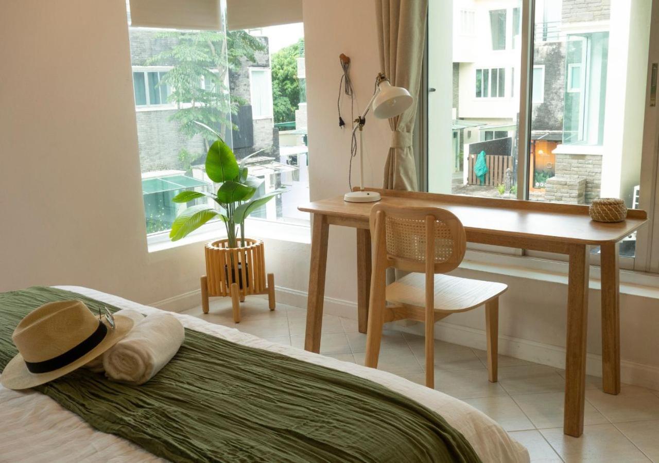 Mango Moon Tropical Phuket Apartment *