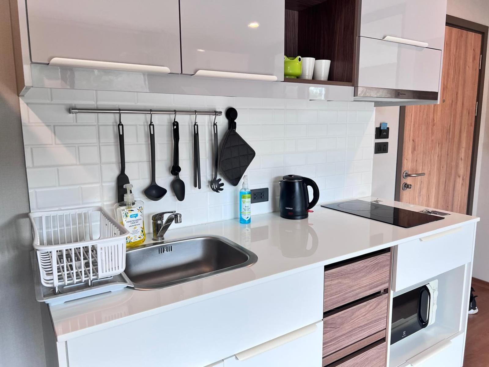 1 Bedroom With Kitchen At The Title V Near Beach, Phuket Apartment Rawai