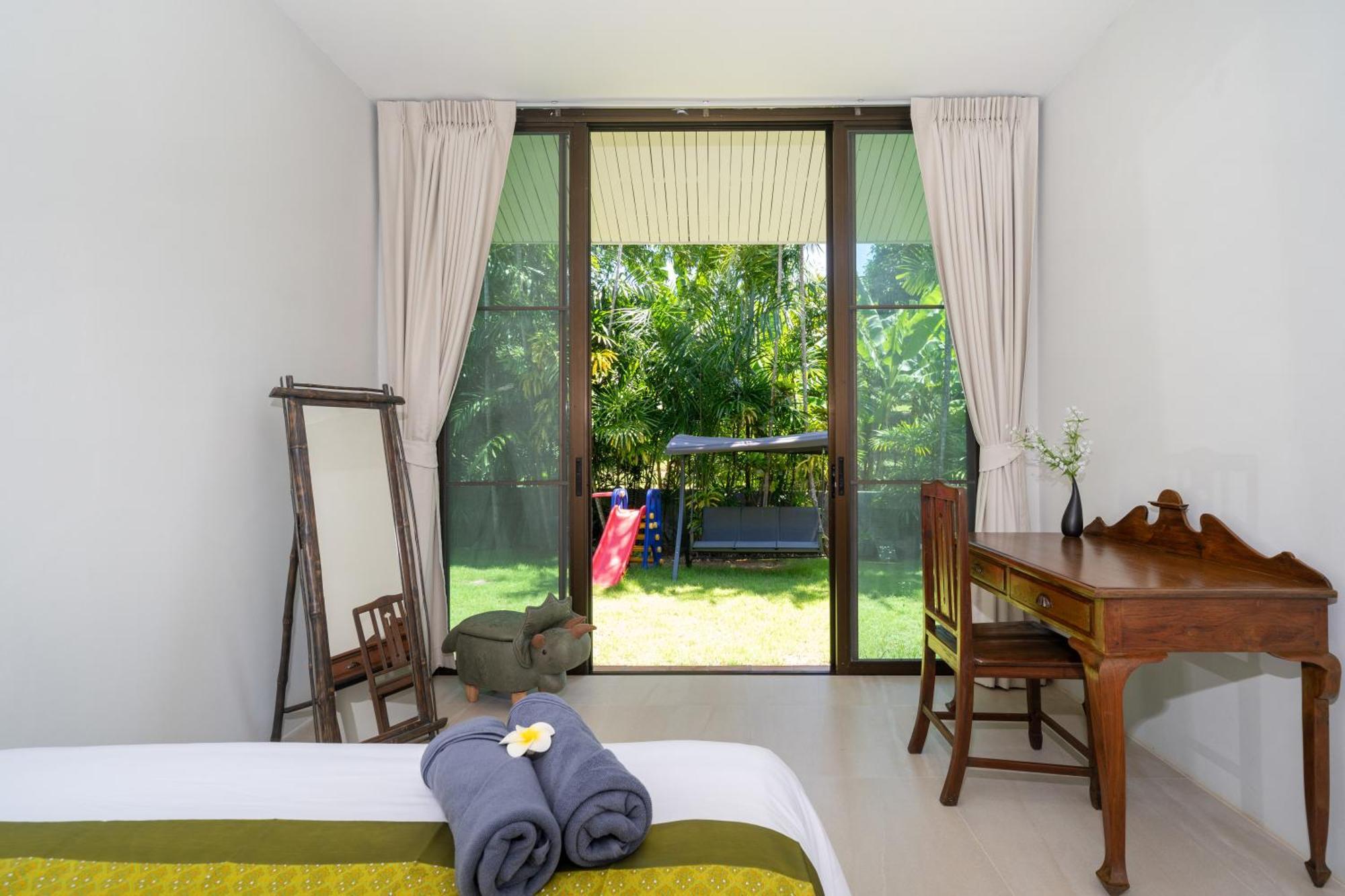 Villa Sanook Nai Harn