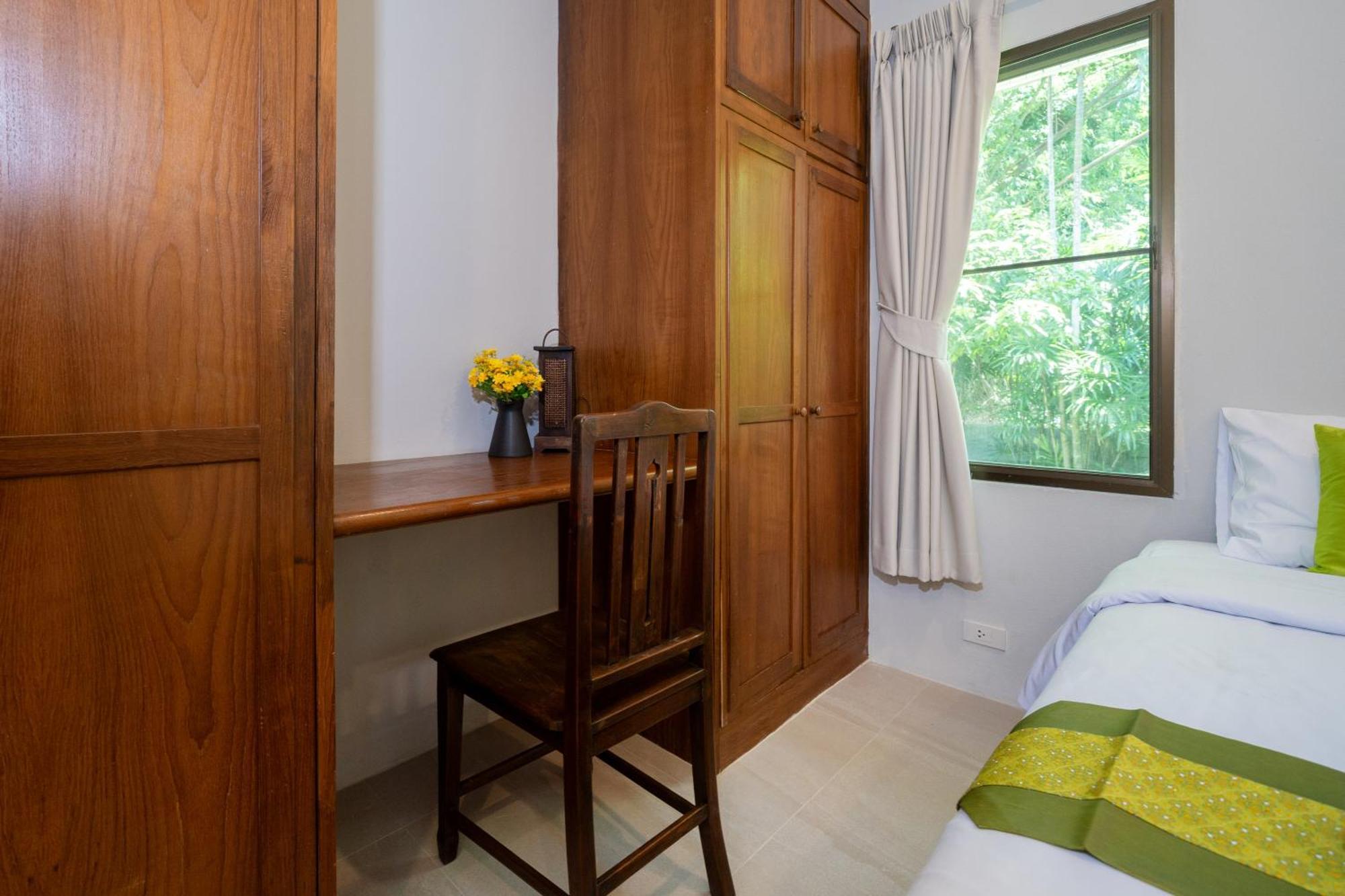 Villa Sanook Nai Harn *