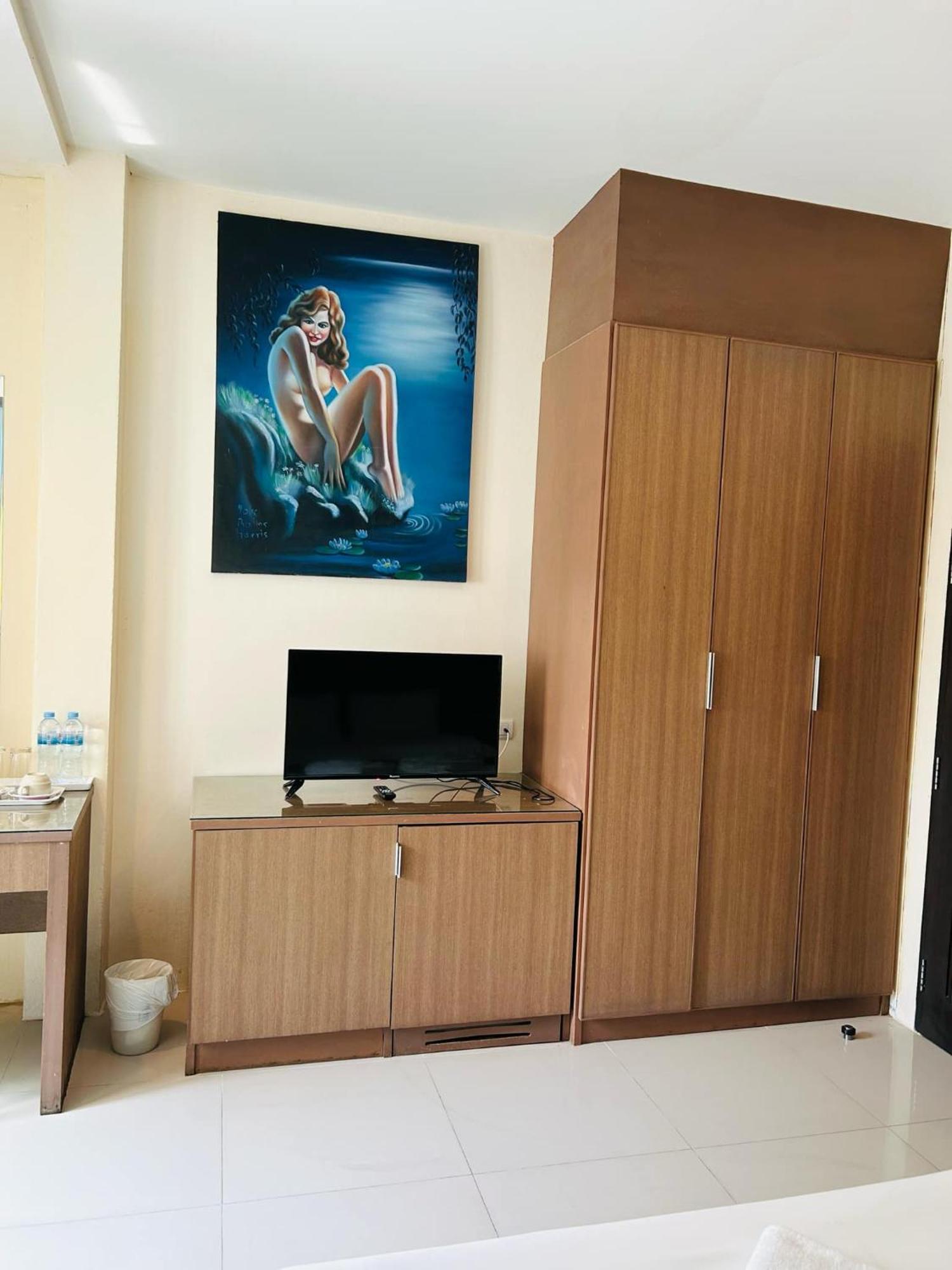 Royal Waves Hotel 3*
