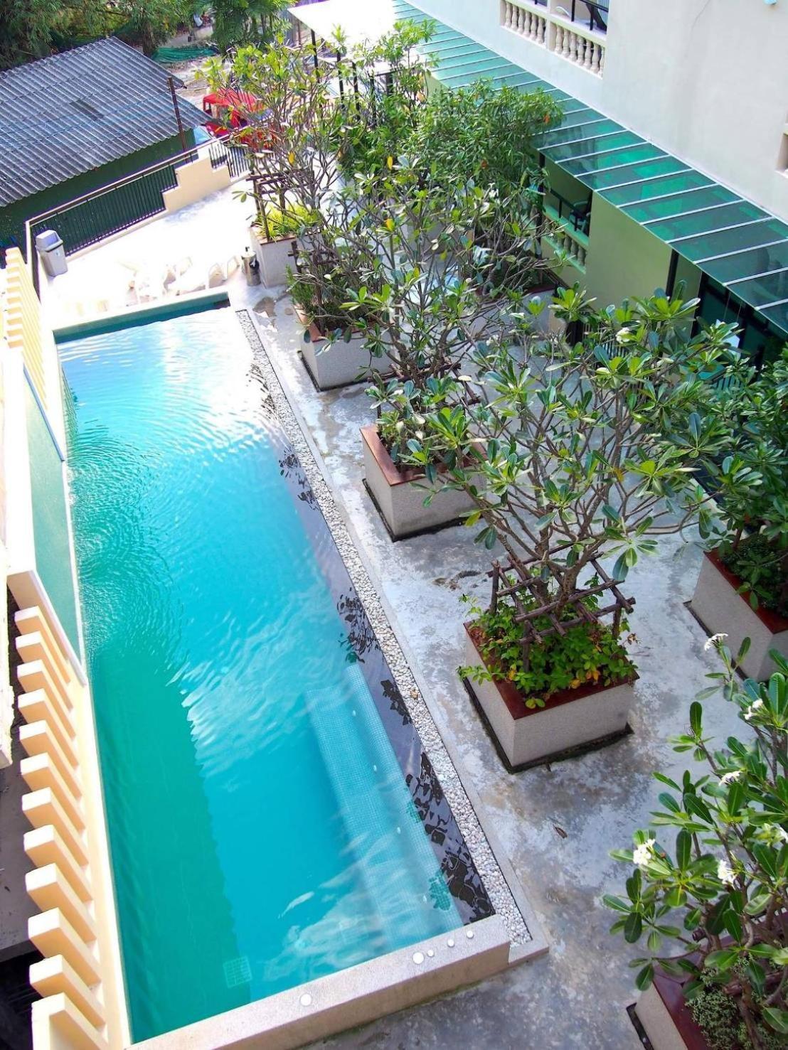 Royal Waves Patong