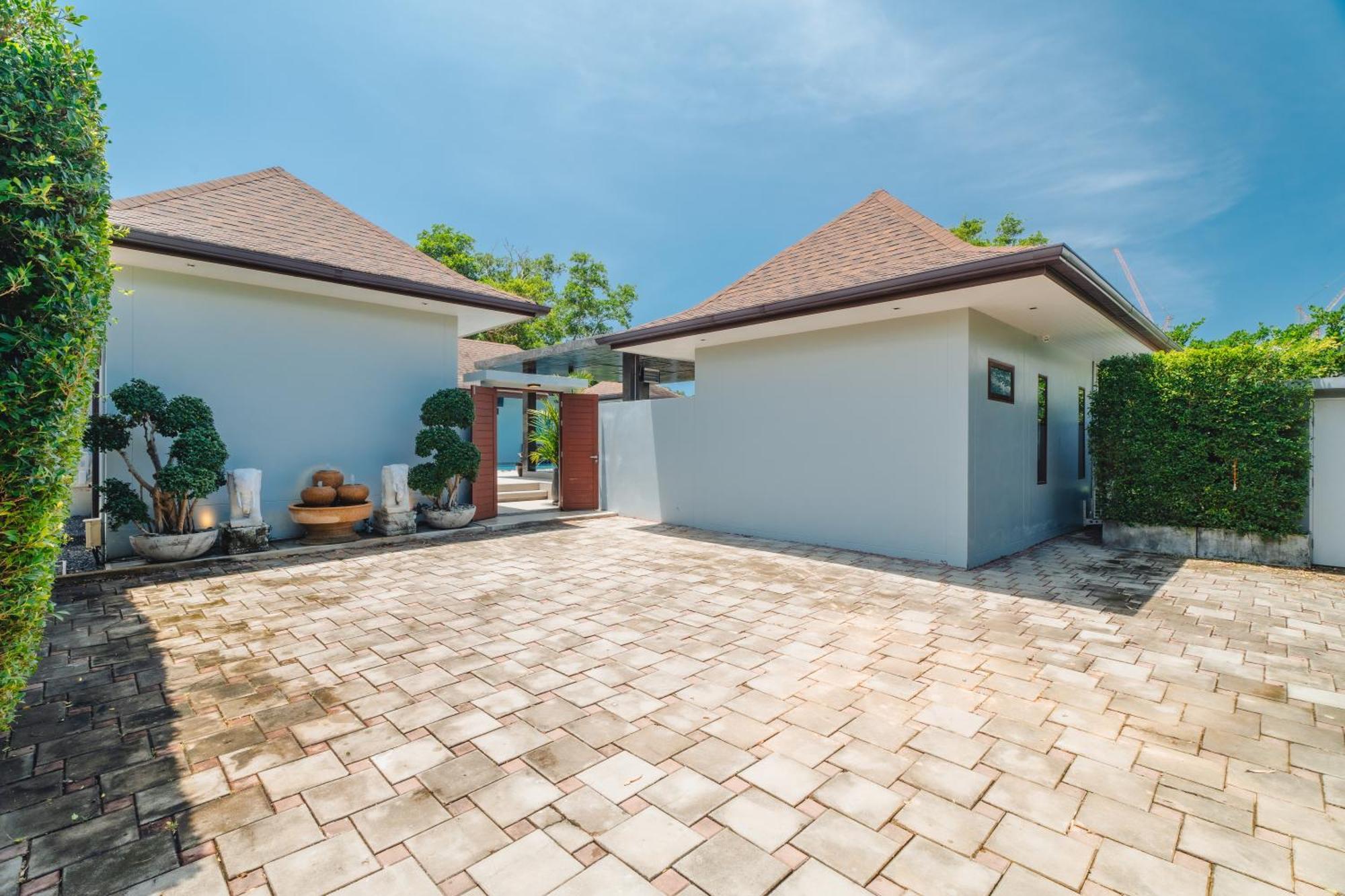 Villa Bangtao Boutique *