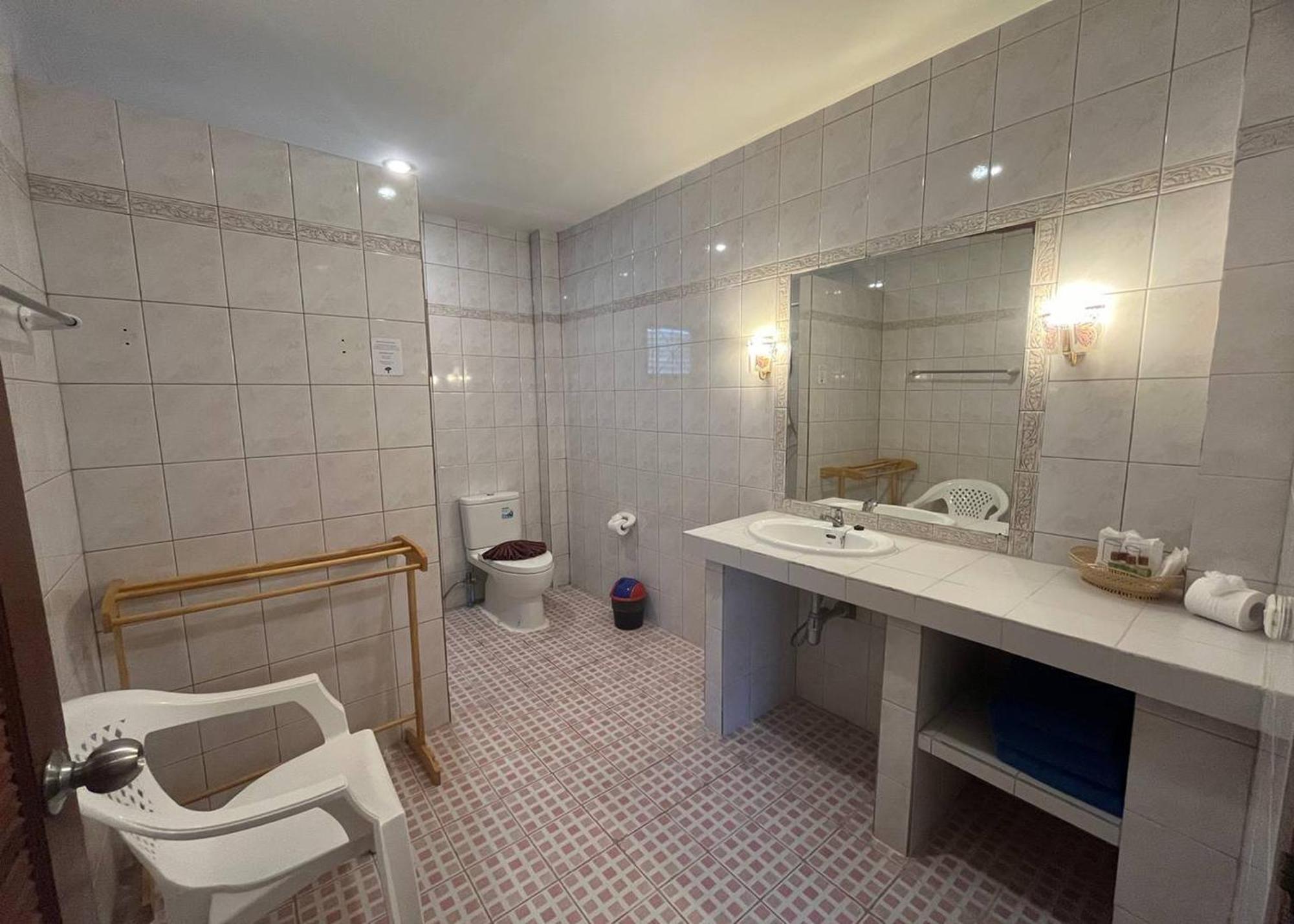 Hotel Ginis 3*