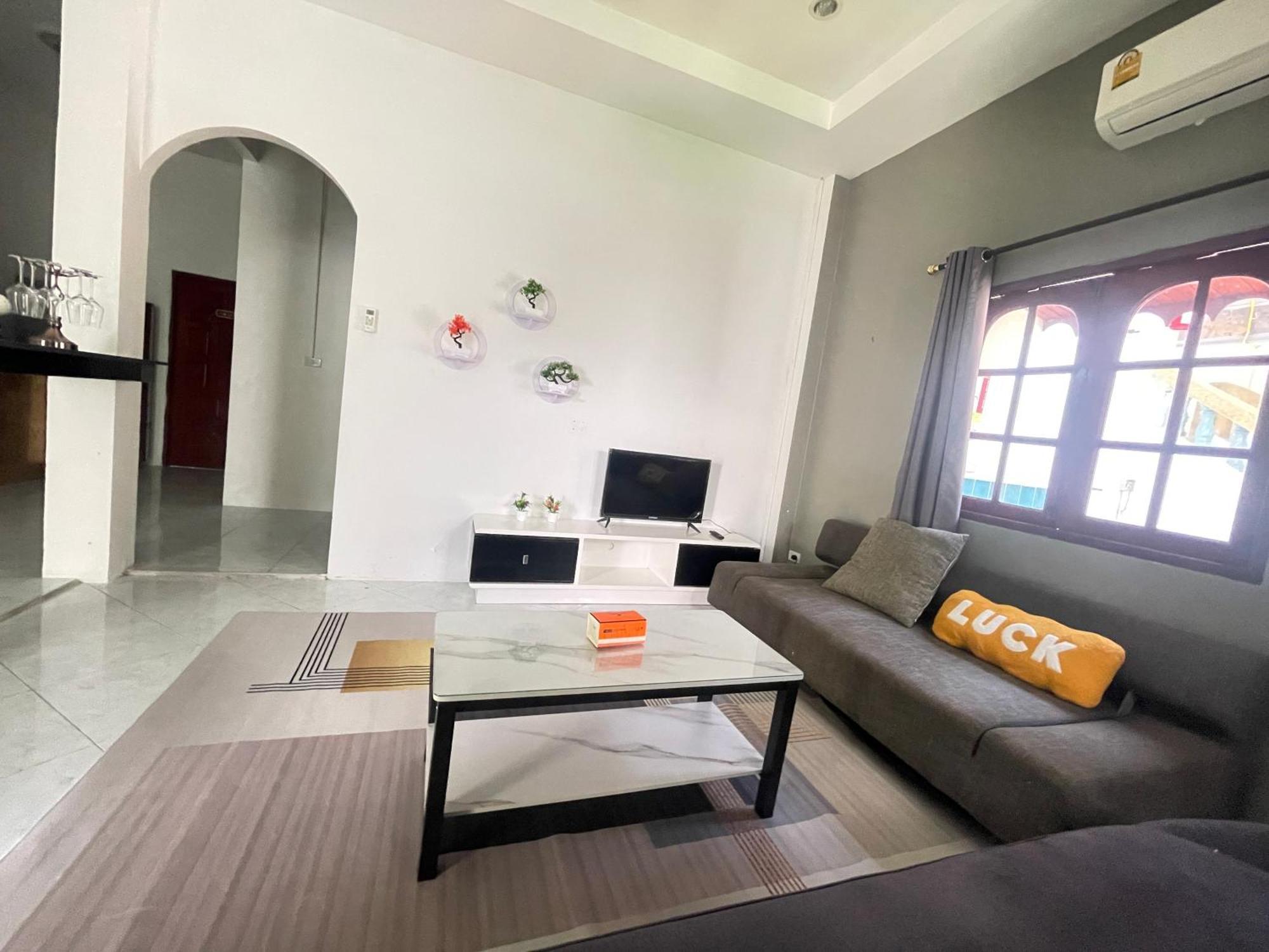 Phuket Plan B House