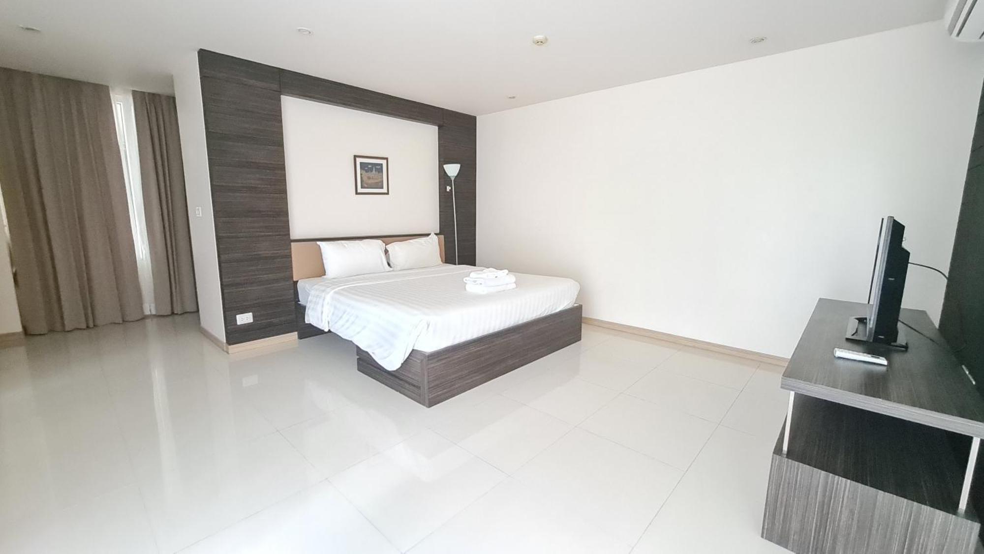 The Baycliff Residences