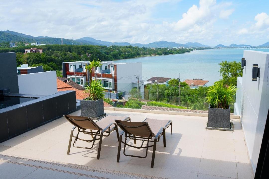 Aqua Villa Rawai