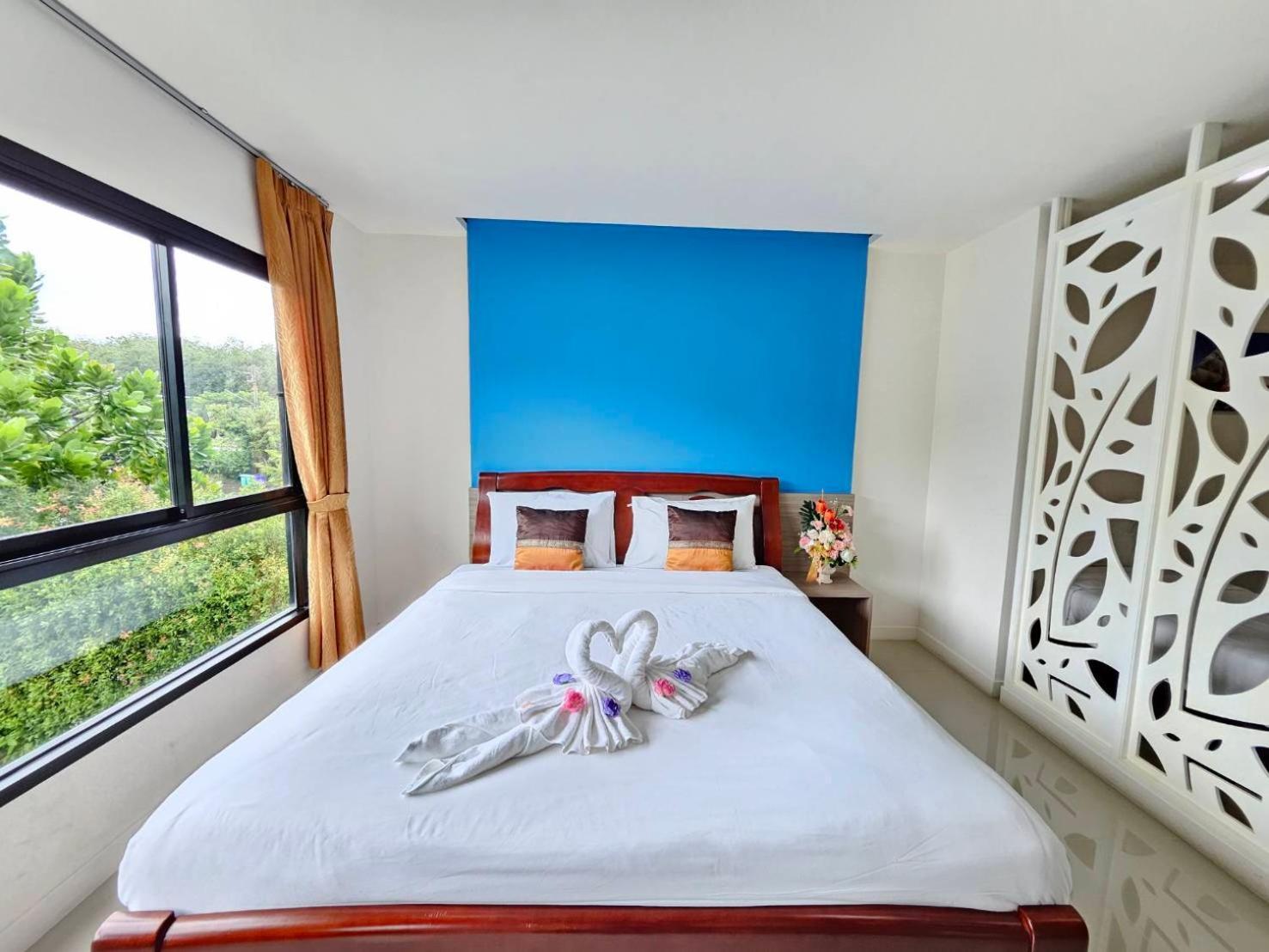 S4 - Near Phuket Airport 4* Nai Yang