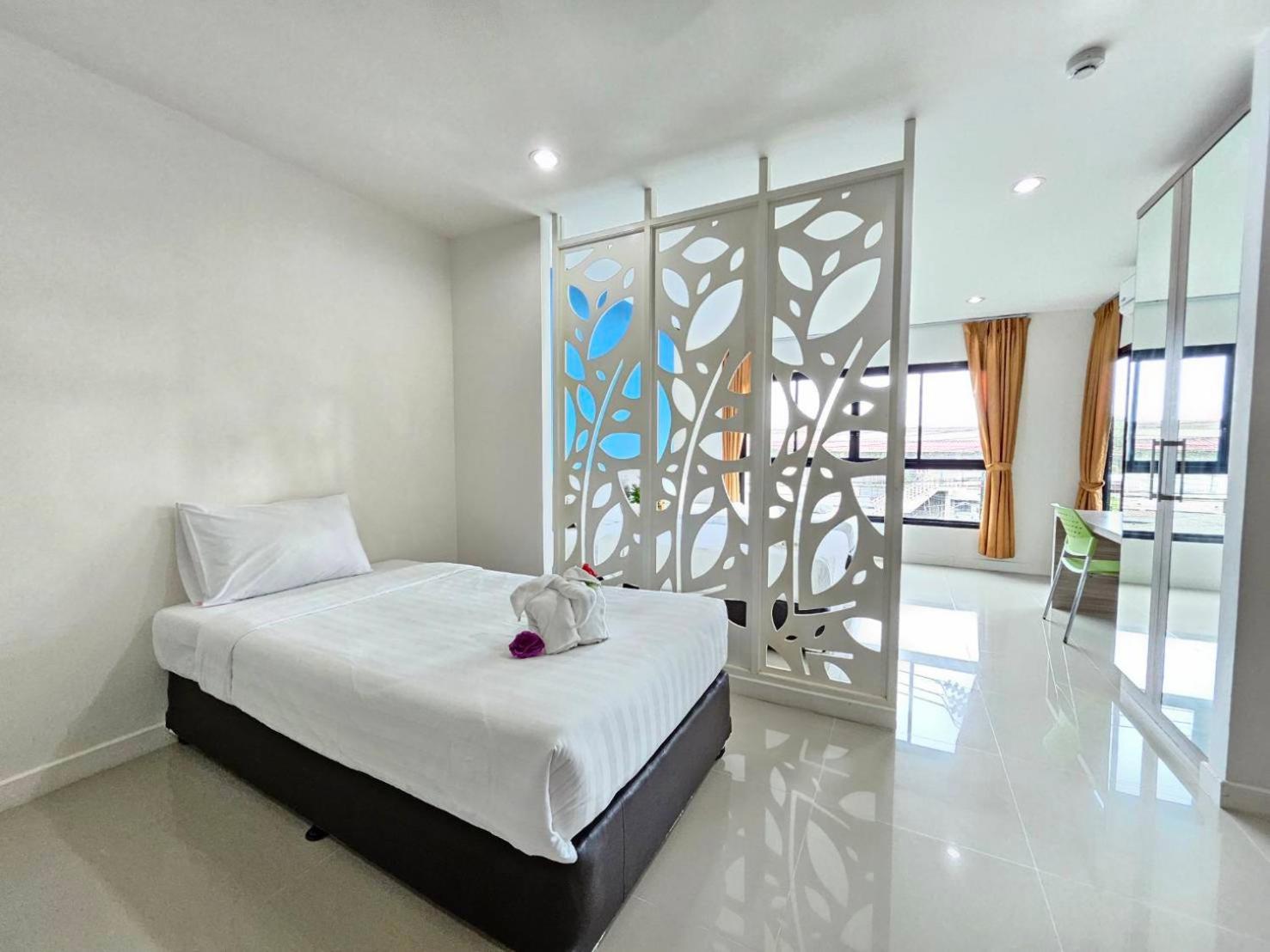 S4 - Near Phuket Airport