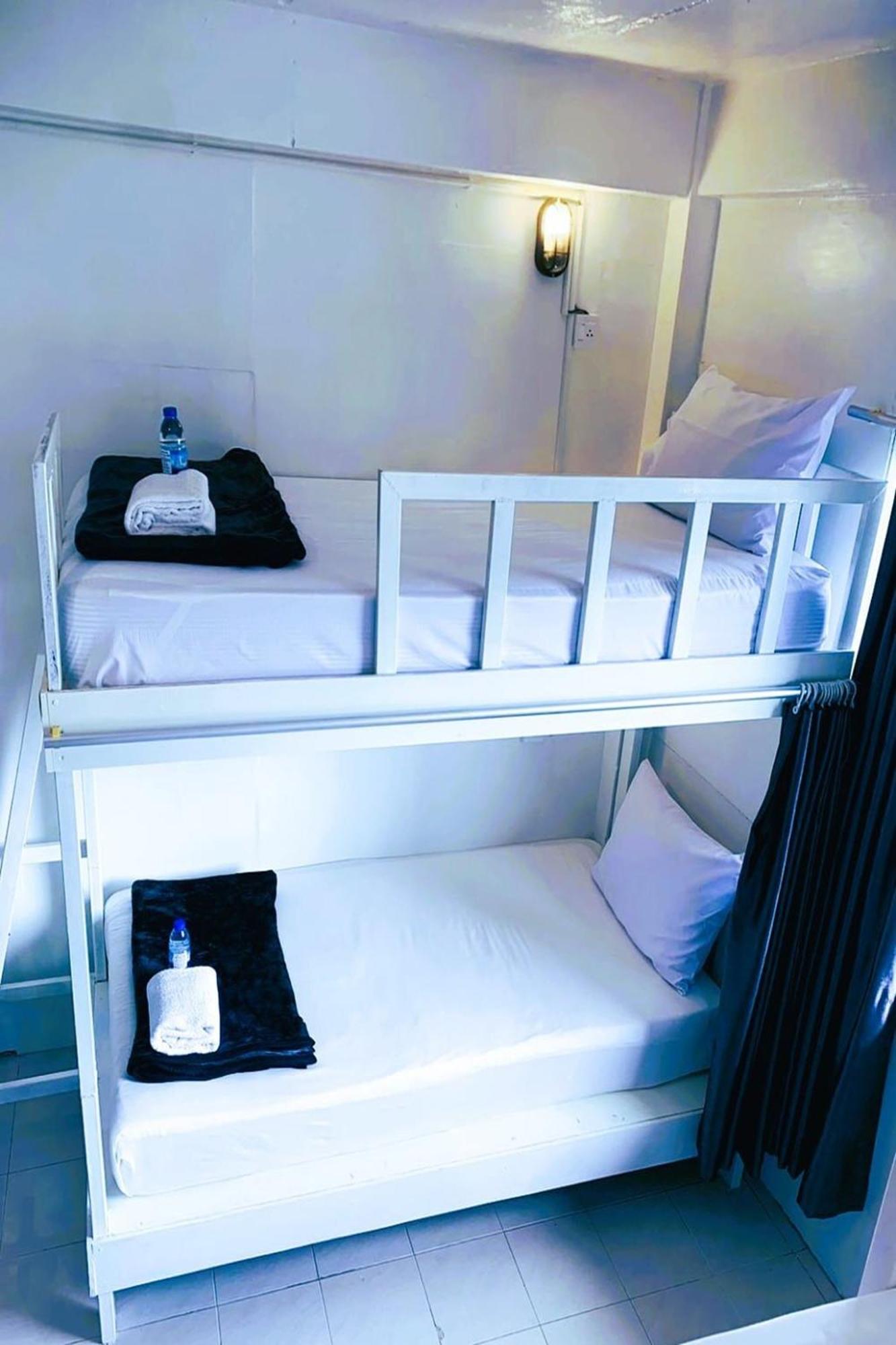 Hotel Remember @ Town Phuket