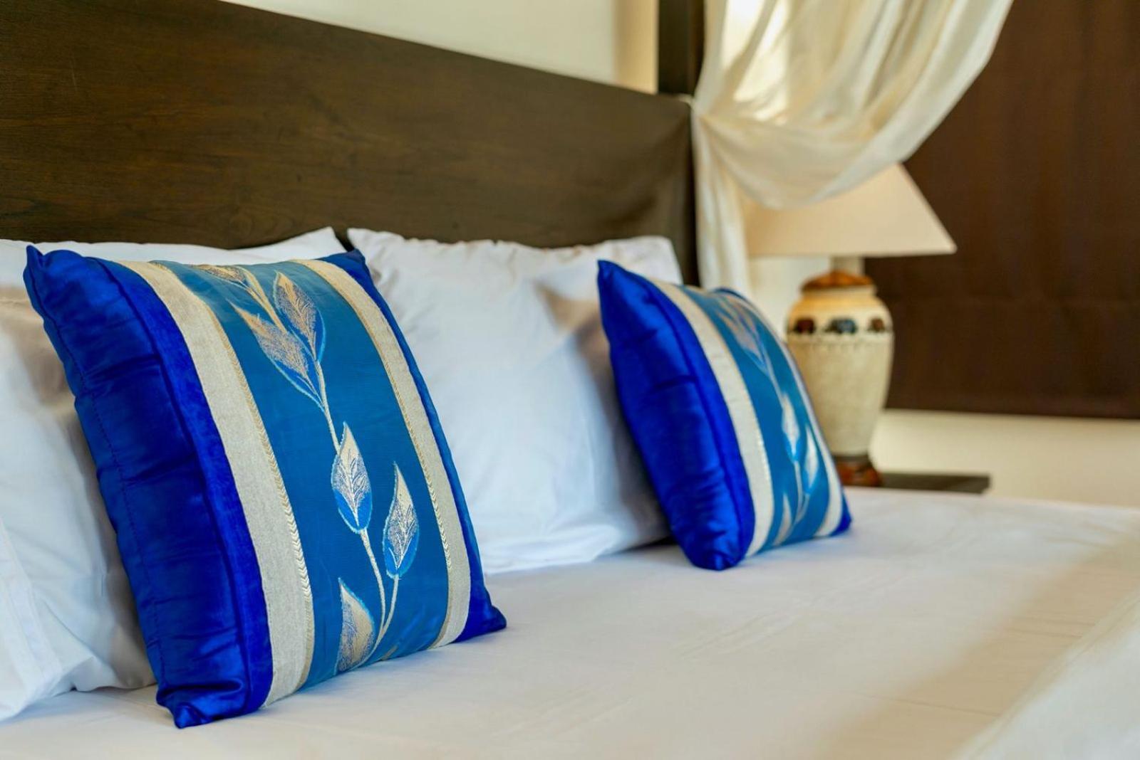 Sanook Dream Nai Harn Villa *