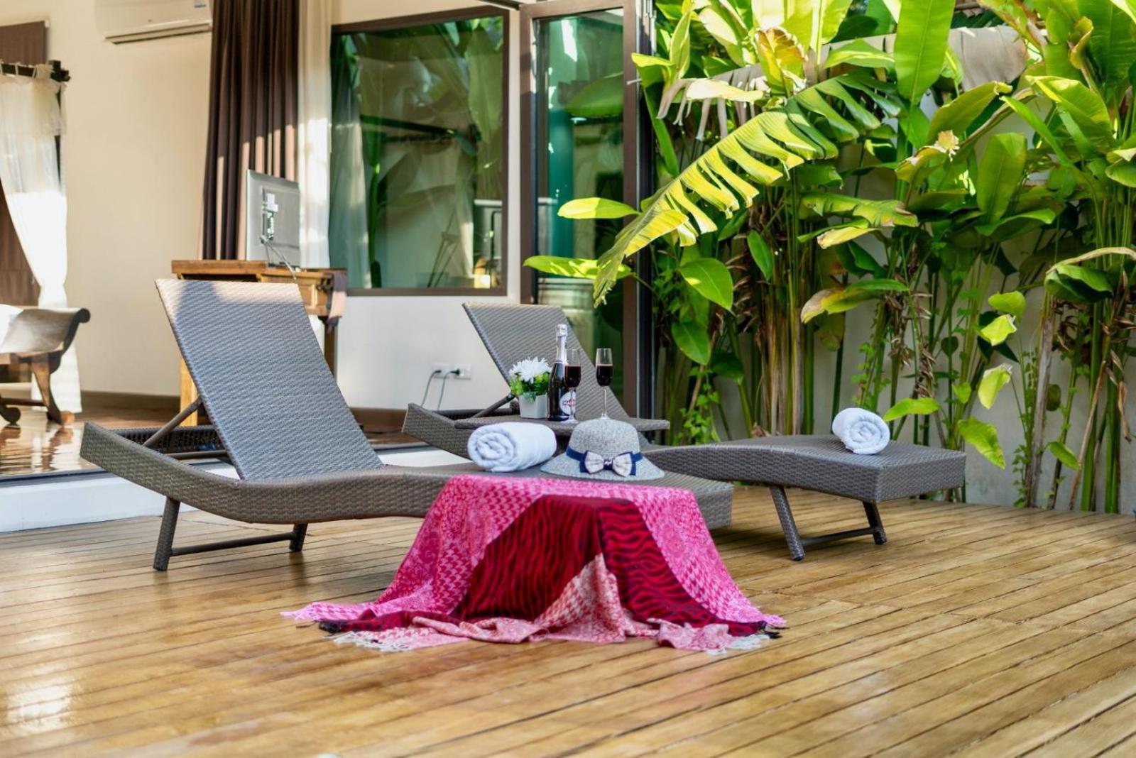 Villa Sanook Dream Nai Harn *