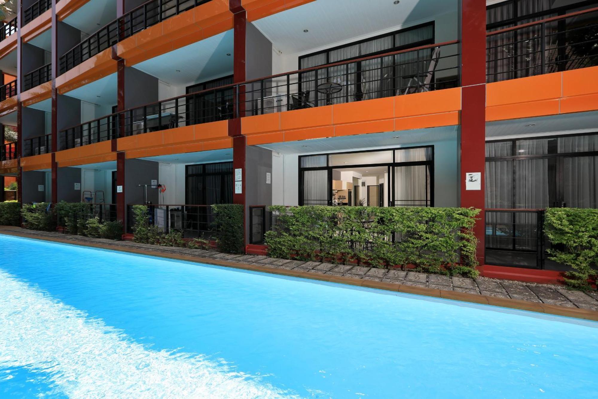 1Bdr Pool Access Studio On Naiharn Beach By Capital Pro Phuket