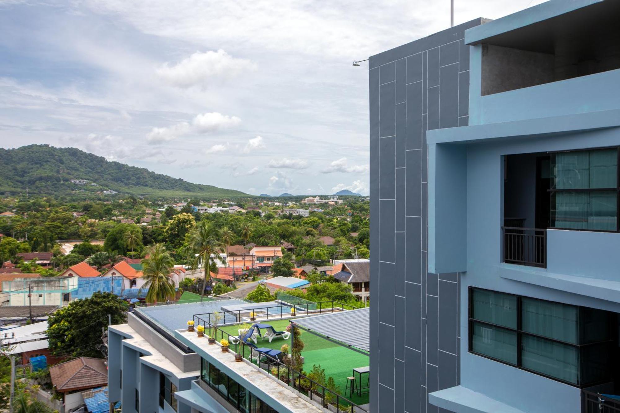 1Bdr Apartment Relife Naiharn By Capital Pro Phuket