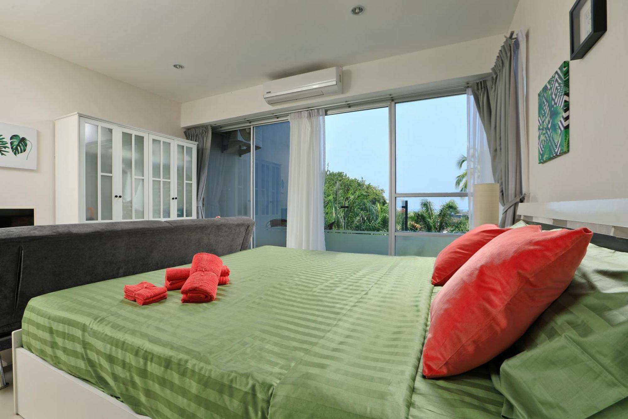 1Bdr Apartment With Bath In Chic Condo By Capital Pro * Phuket