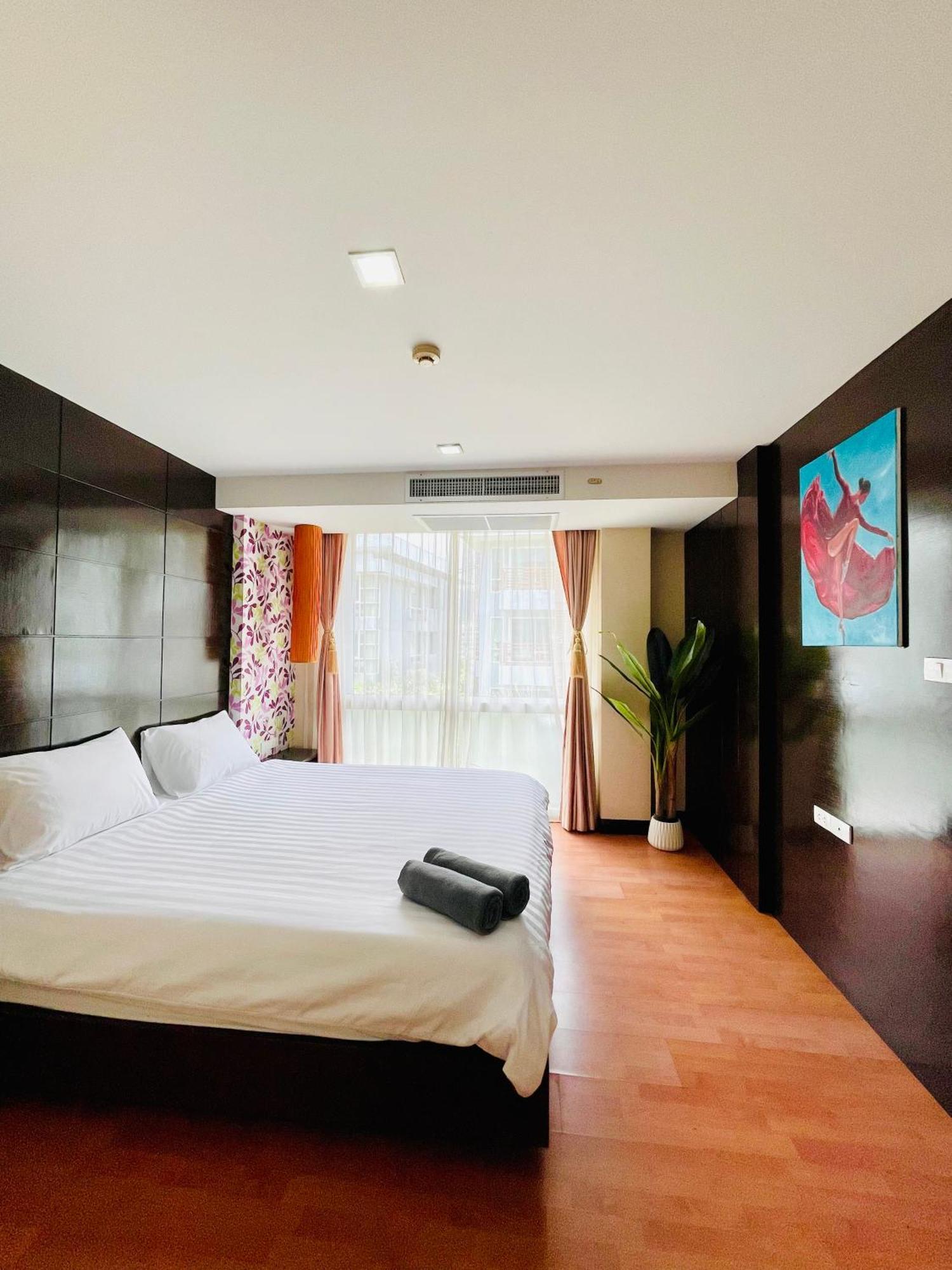 Pangsapuri The Kris 2 Bedrooms 2 Bathrooms
