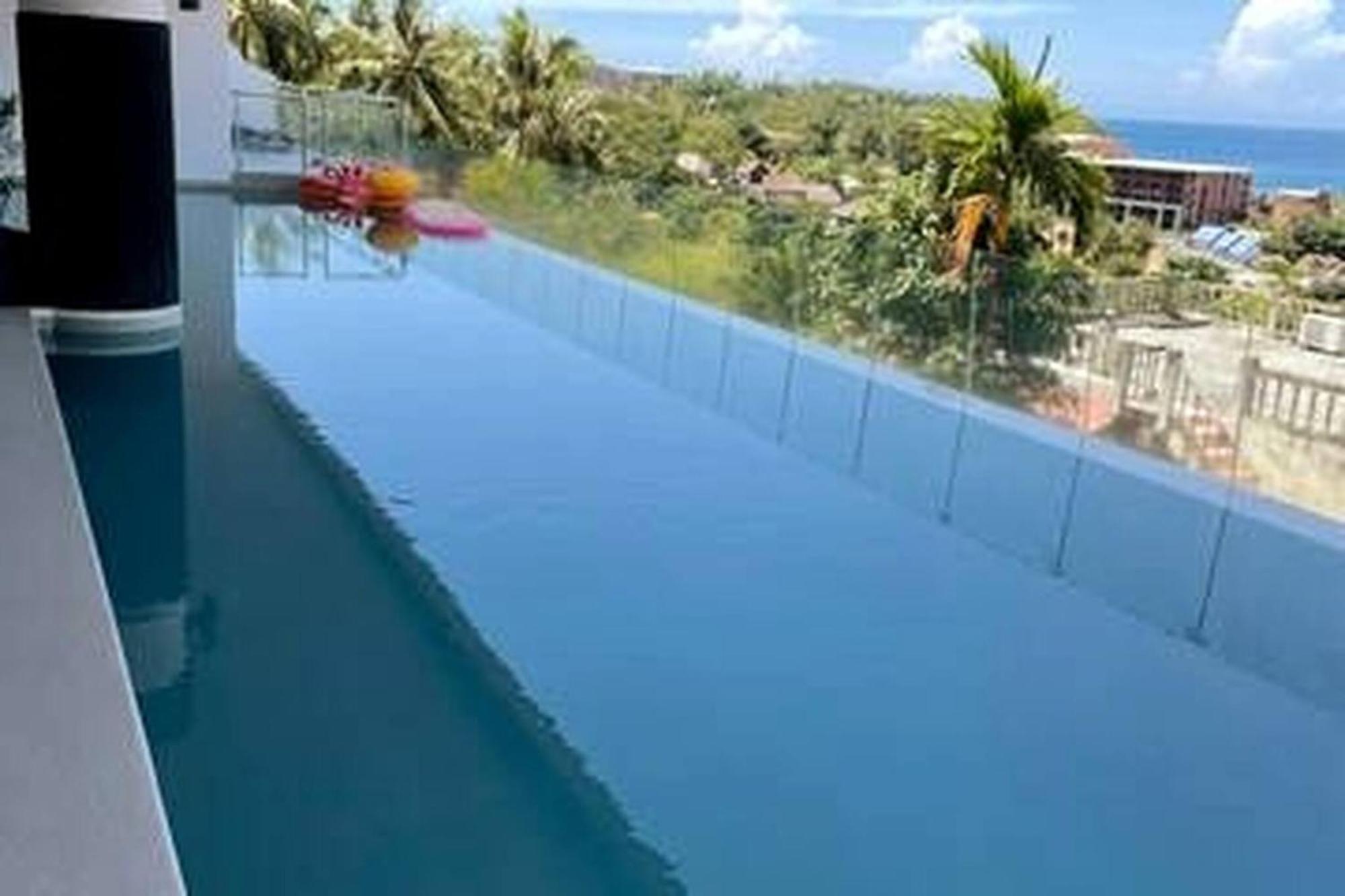 B12a Pool Access Partial Seaview 2brs 1bath Karon *