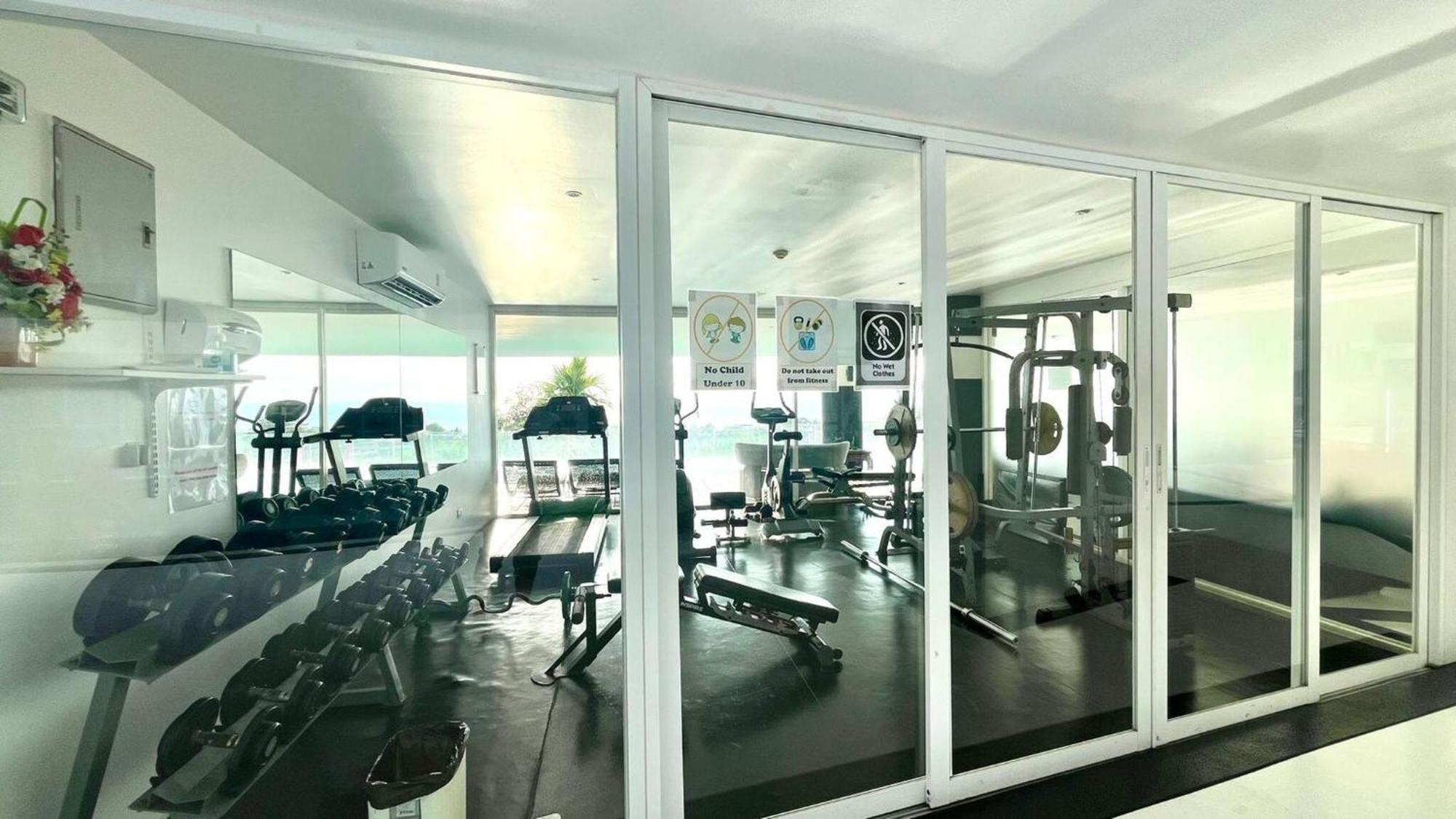 Apartment B12a Pool Access Partial Seaview 2brs 1bath Karon