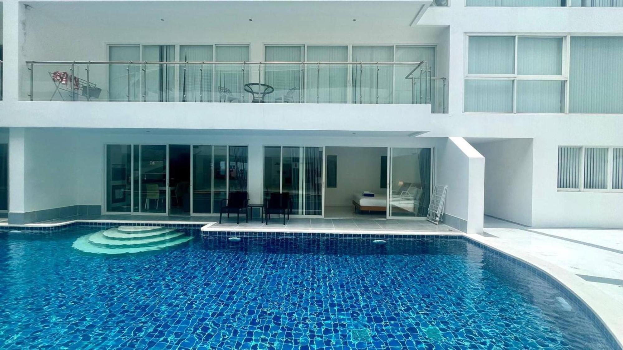 B12a Pool Access Partial Seaview 2brs 1bath Karon Ban Karon