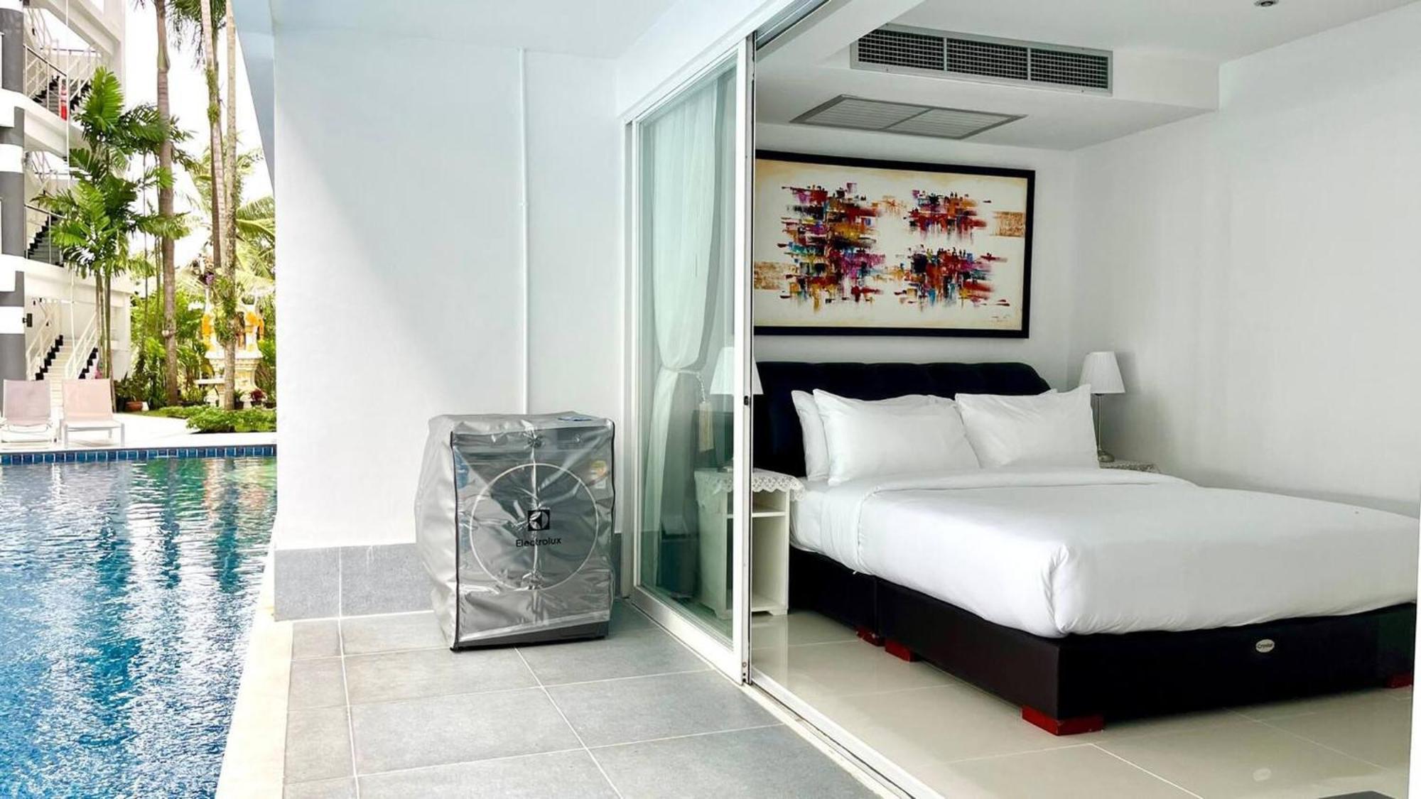 Apartment B12a Pool Access Partial Seaview 2brs 1bath Karon Ban Karon