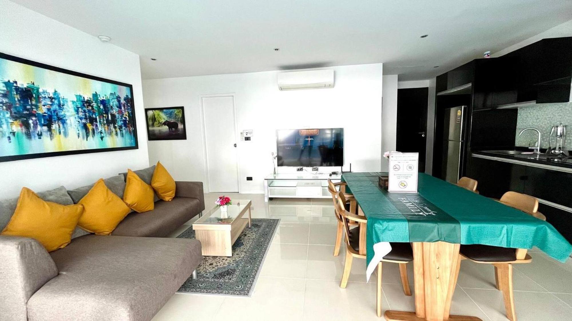 B12a Pool Access Partial Seaview 2brs 1bath Karon Apartment