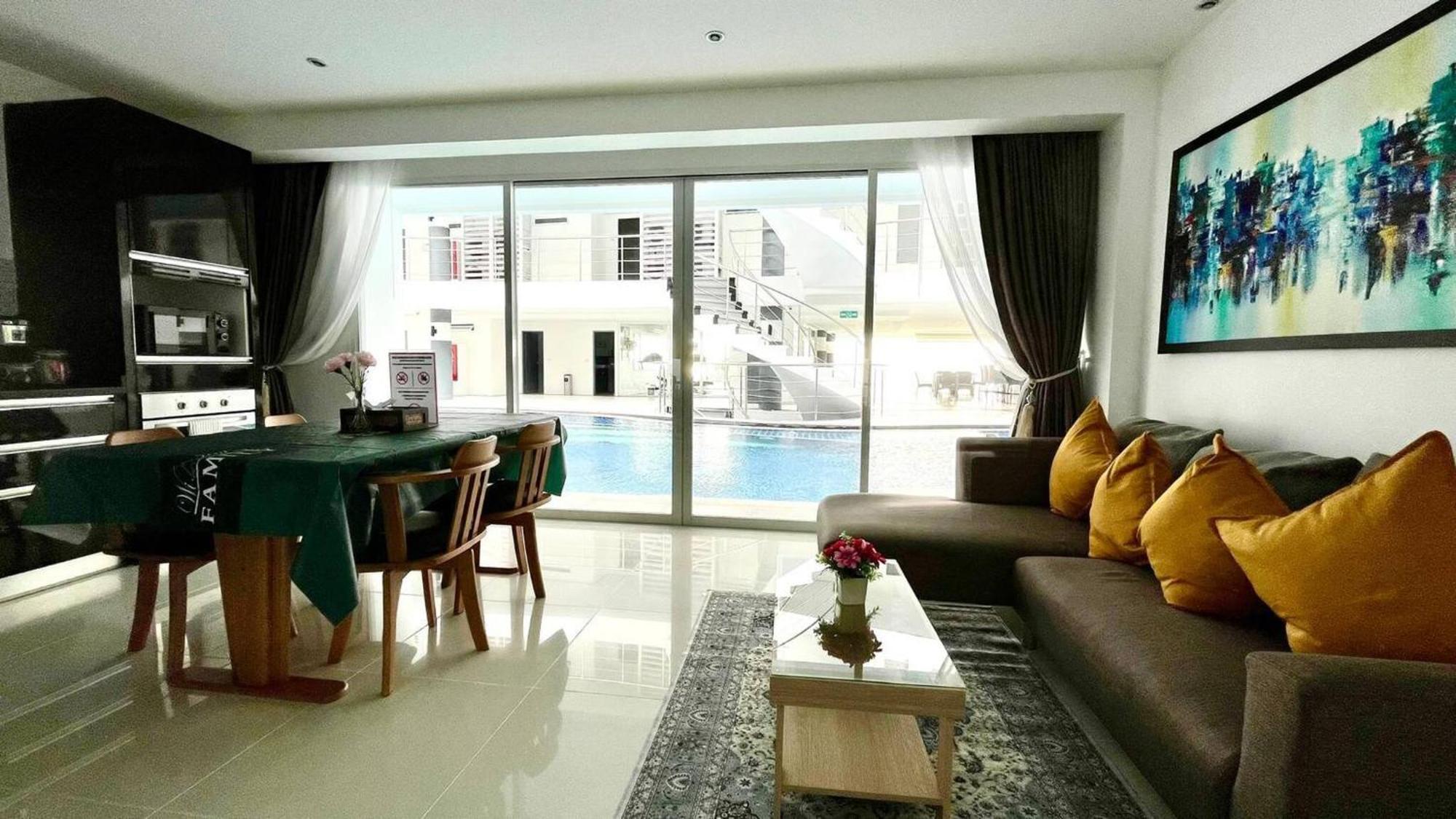 B12a Pool Access Partial Seaview 2brs 1bath Karon Ban Karon