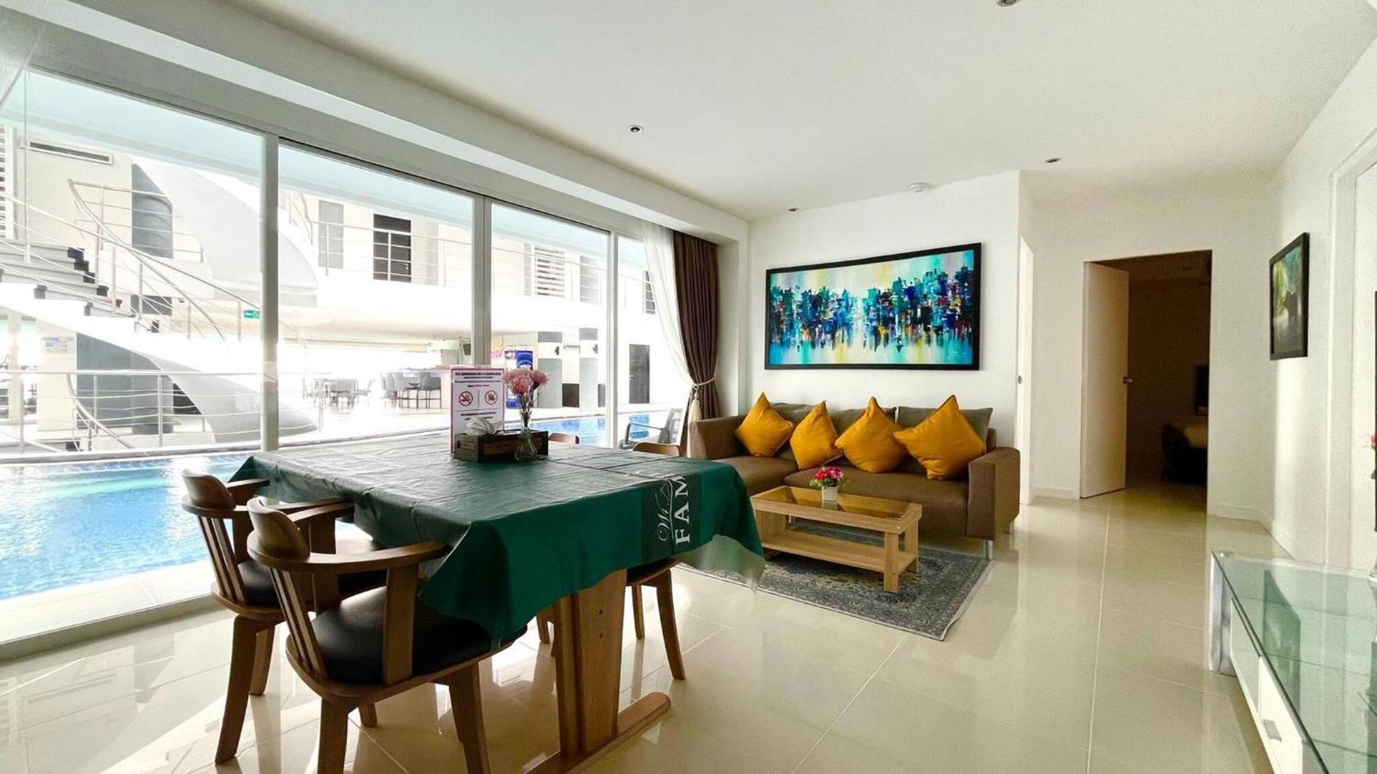 B12a Pool Access Partial Seaview 2brs 1bath Karon Apartment *