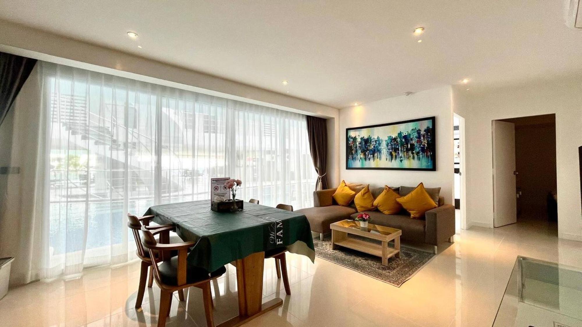 B12a Pool Access Partial Seaview 2brs 1bath Karon Apartment