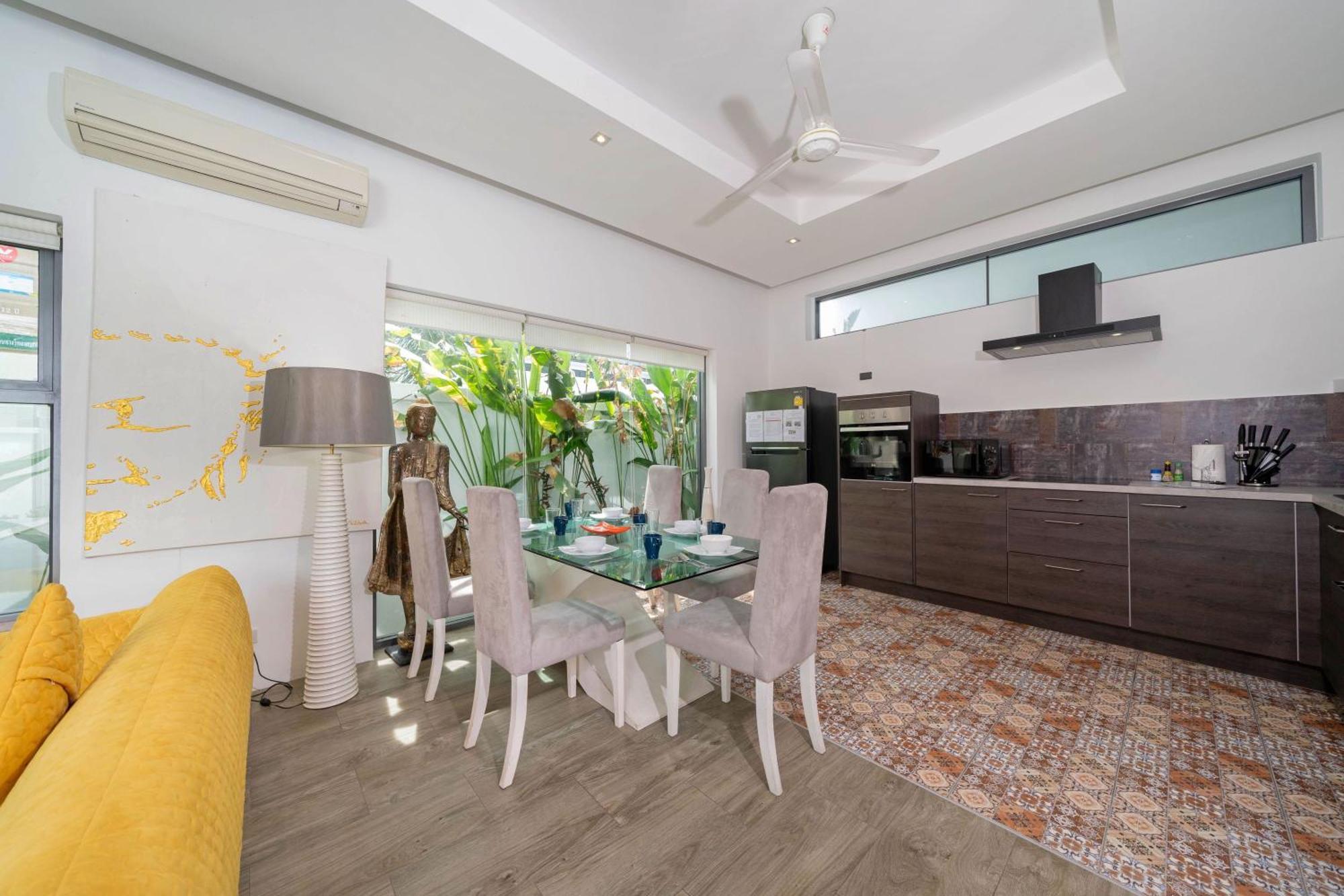 Villa Tropical Bliss, Magnificent 2br Isawan With Saltwater Pool, Rawai