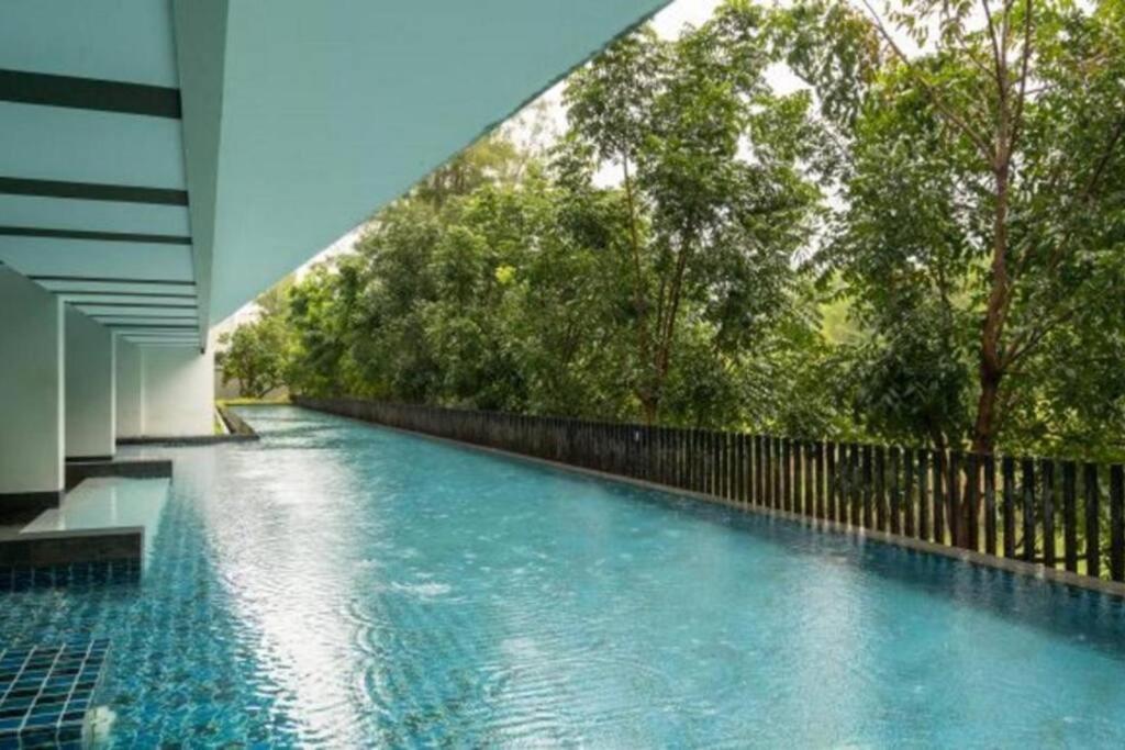 Stylish Near Boat Avenue Laguna Apartment *