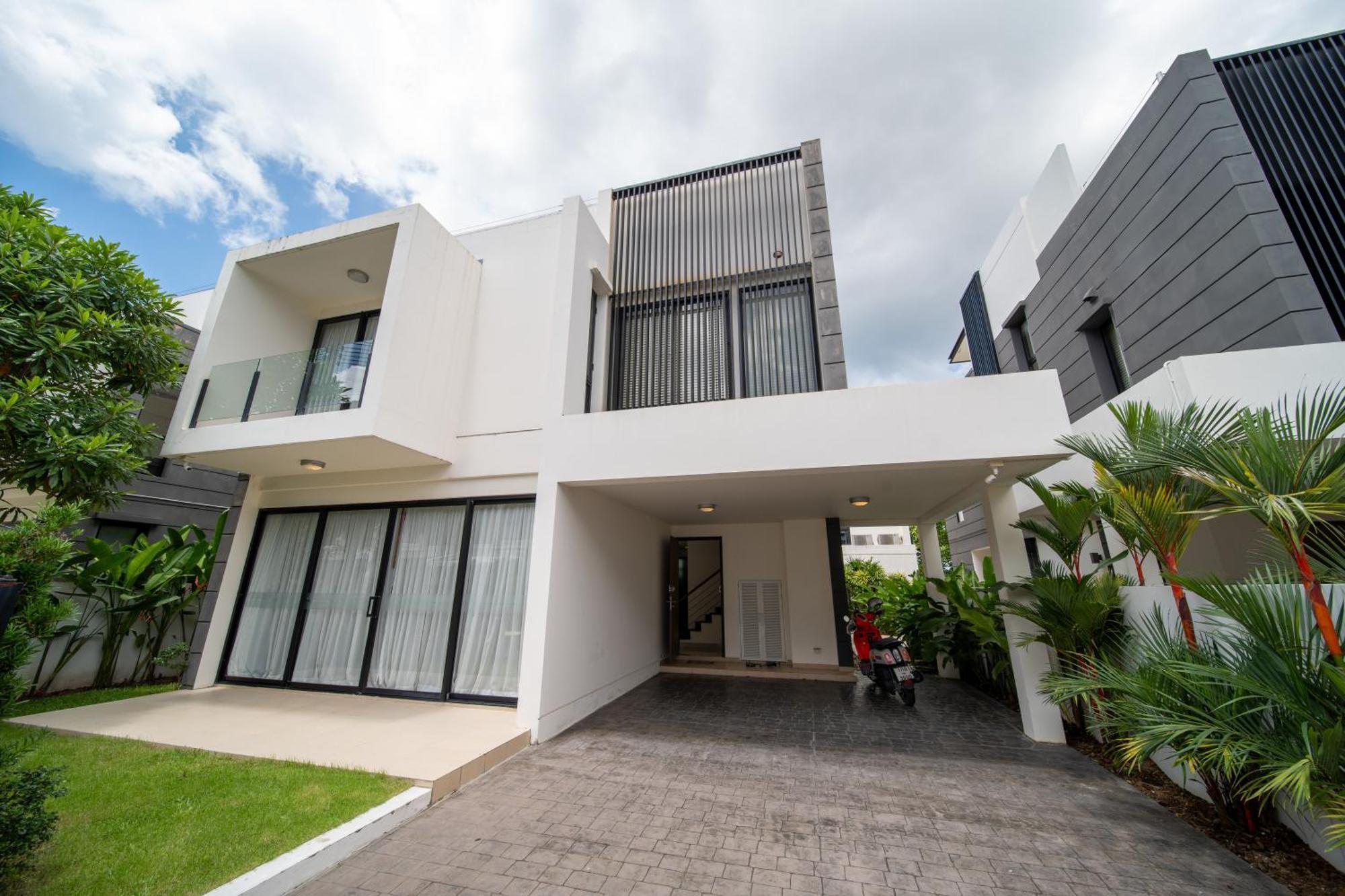 Laguna Park 的现代化5卧室泳池别墅 Pousada Phuket