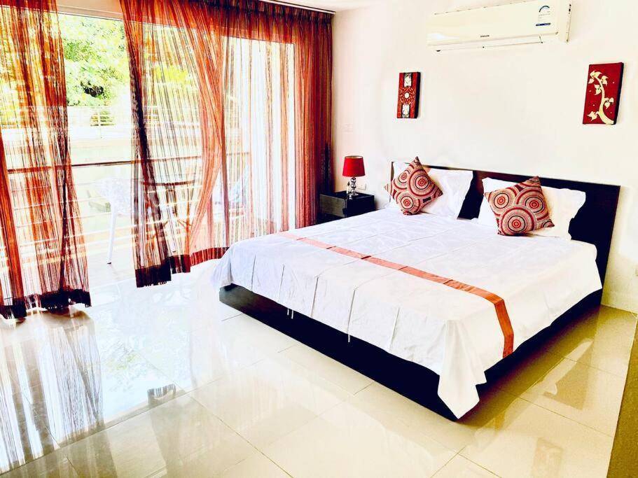 Apartment Walk To Walking Street, Patong, Bangla C134 Patong