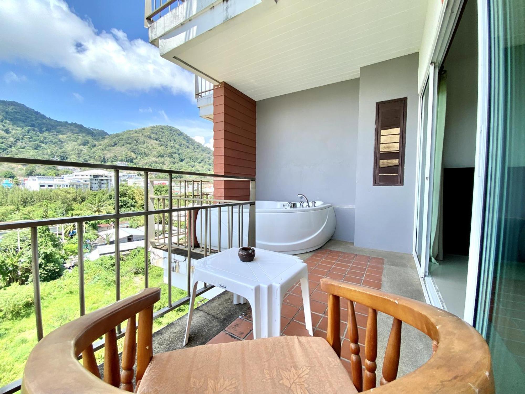 Apk Hotel Patong