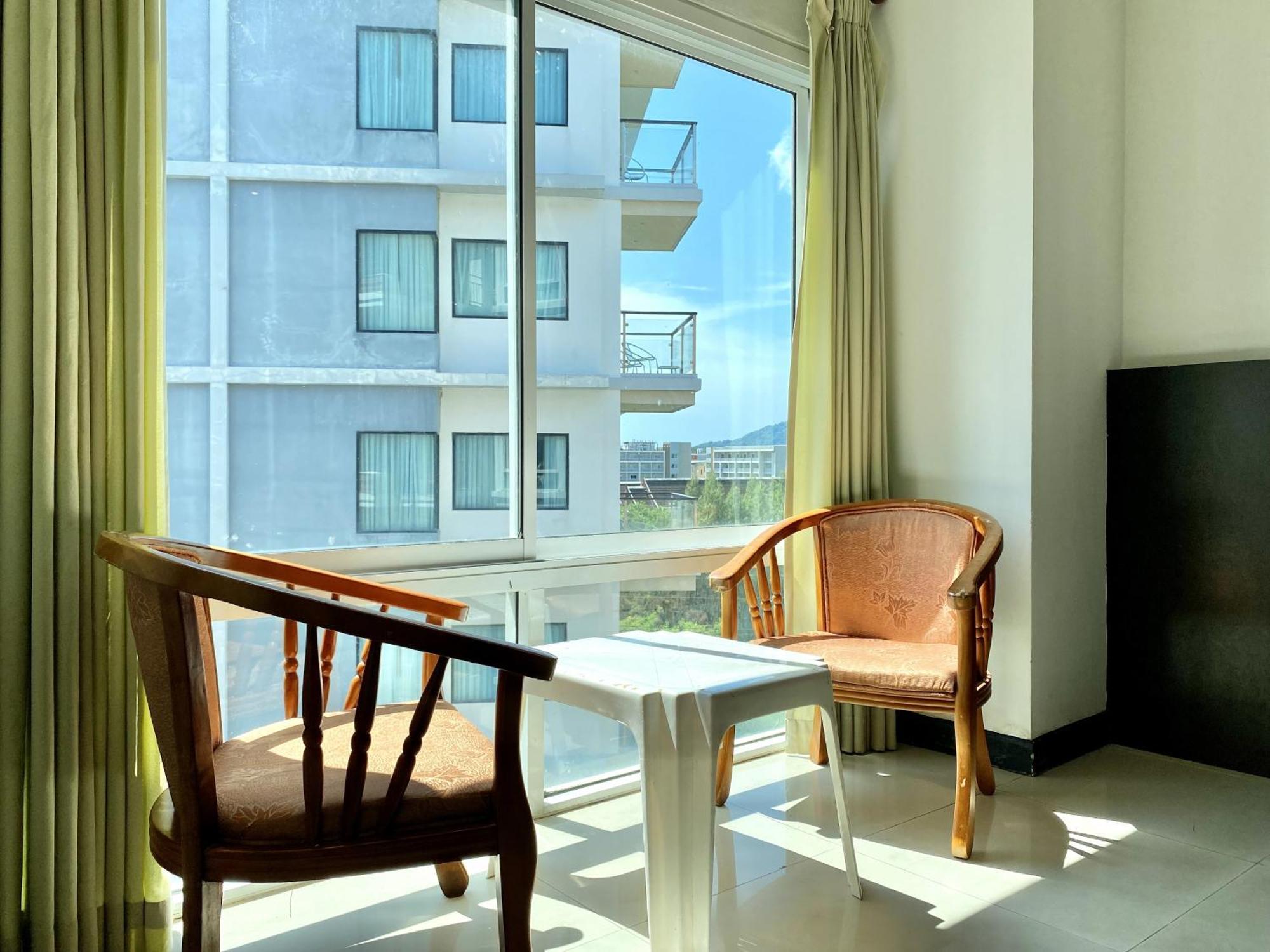 Apk Hotel Patong