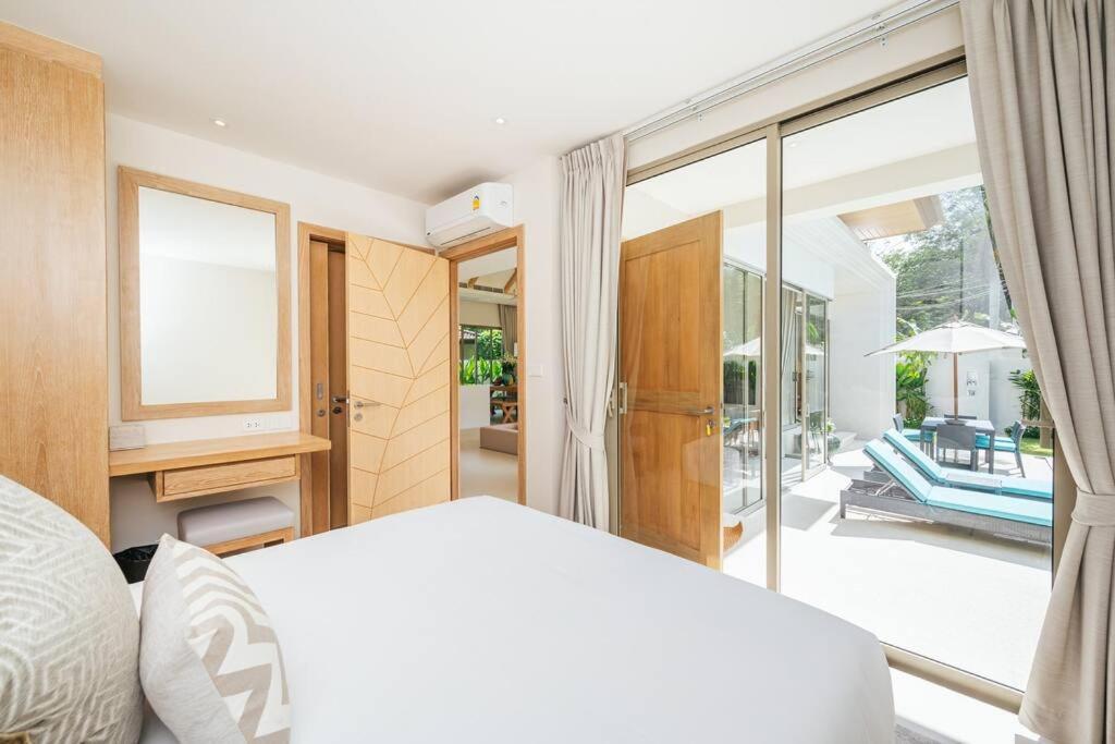 Peaceful And Stylish 3 Bedrooms Pool Villa, Phuket