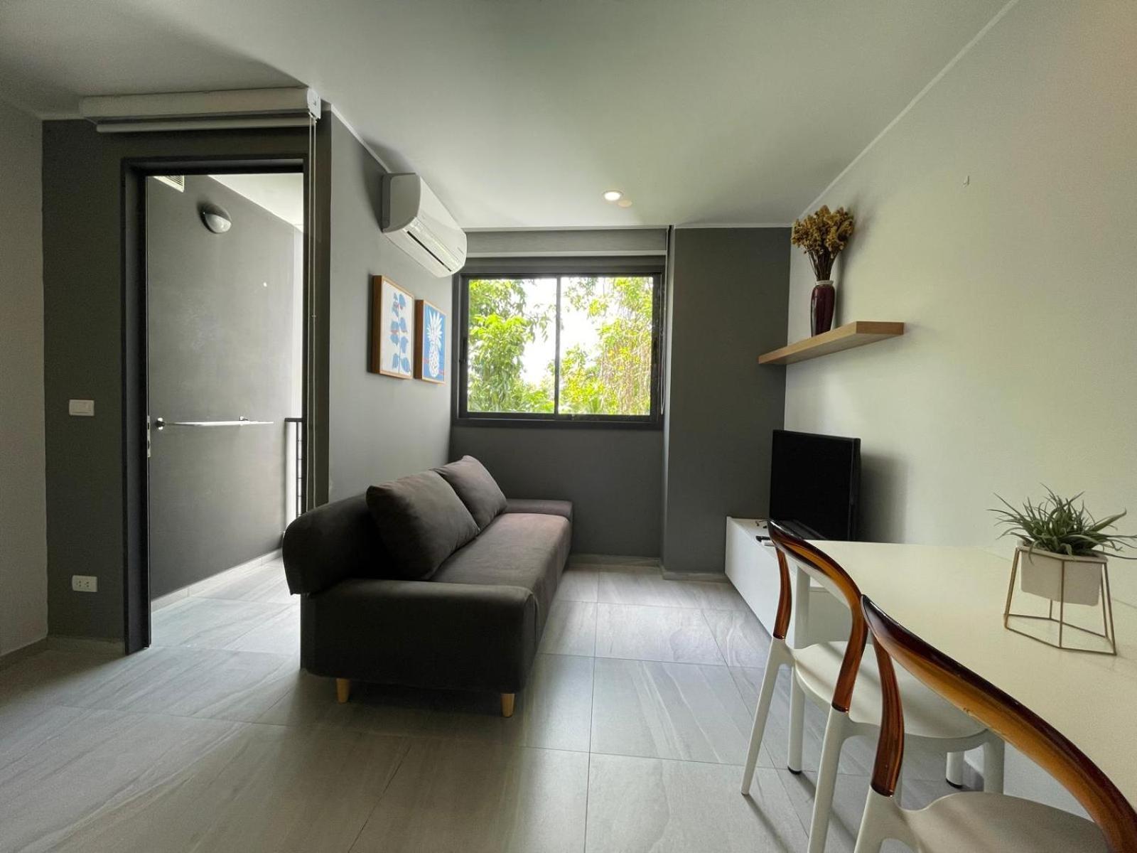 Spacieux 1 Idealement Place Pour Visiter L'ile Apartment