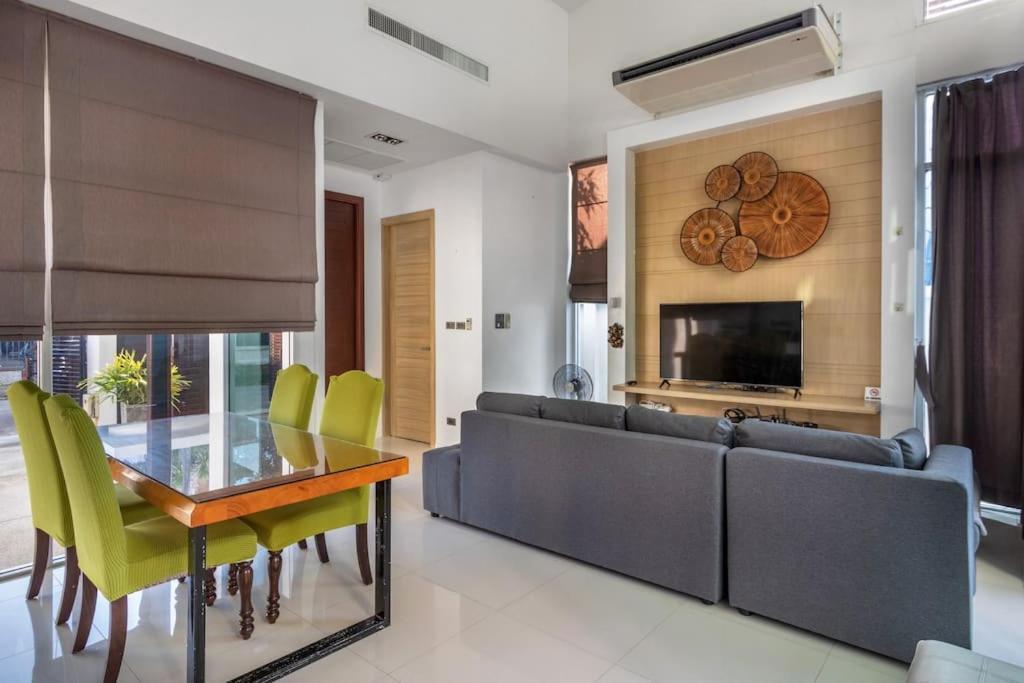 Charming 2-bedroom Pool Ban Saiyuan