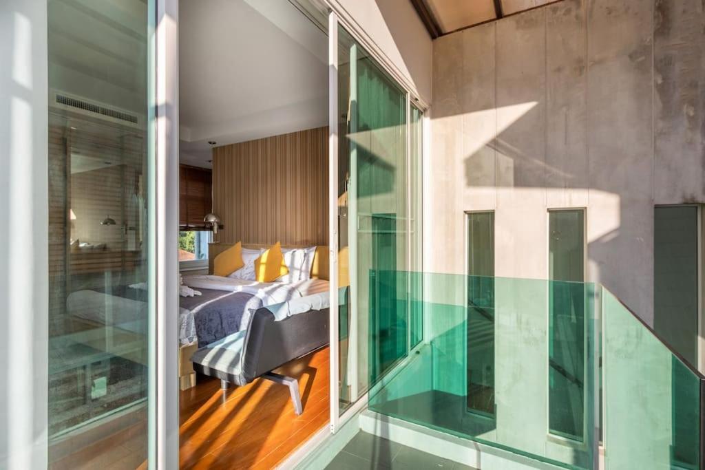 Charming 2-bedroom Pool Ban Saiyuan