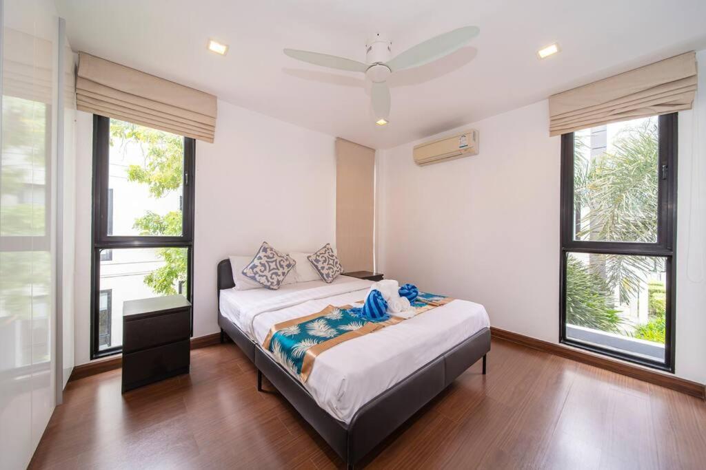 Luxury 5br Rooftop Pool Villa *