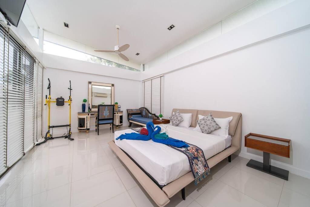 Luxury 5br Rooftop Pool * Thalang