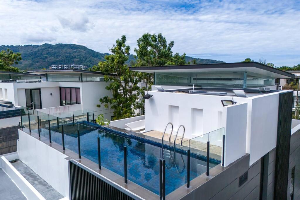 Villa Luxury 5br Rooftop Pool Thalang