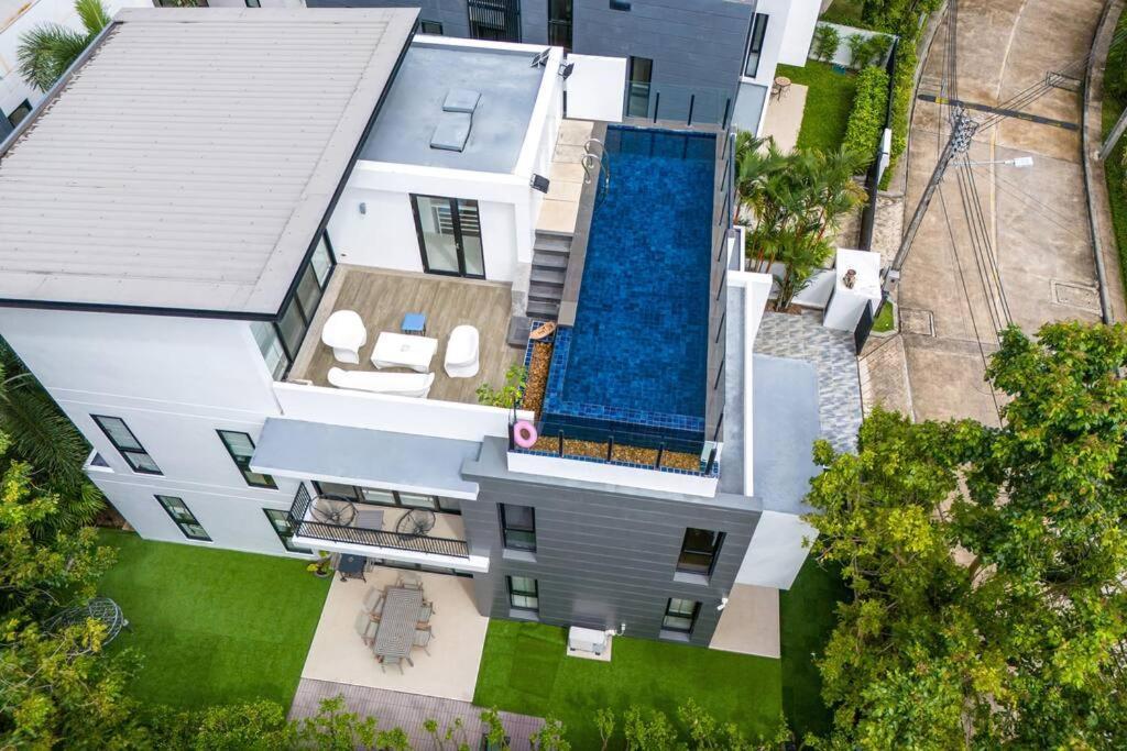 Villa Luxury 5br Rooftop Pool Thalang